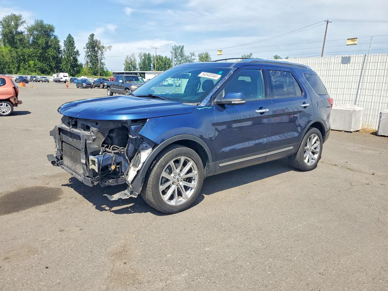 2017 Ford Explorer Limited, VIN 1FM5K8FH3HGB53868 — Front end
