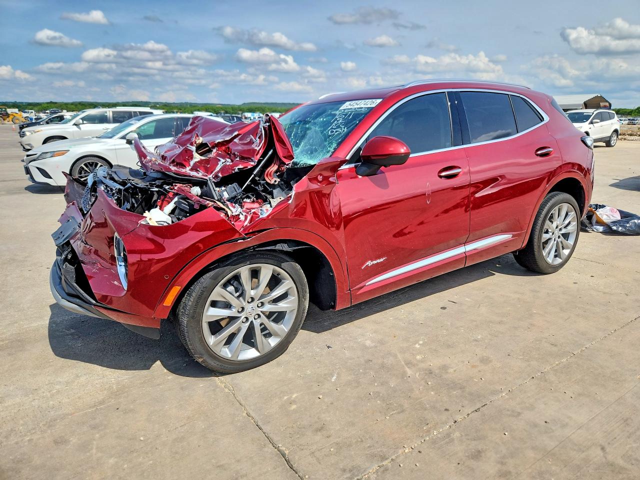 2023 Buick Envision Avenir, VIN LRBFZRR43PD066893 — Перед