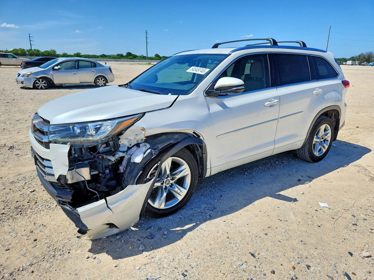2018 Toyota Highlander Limited, VIN 5TDYZRFH1JS245270 — Front end