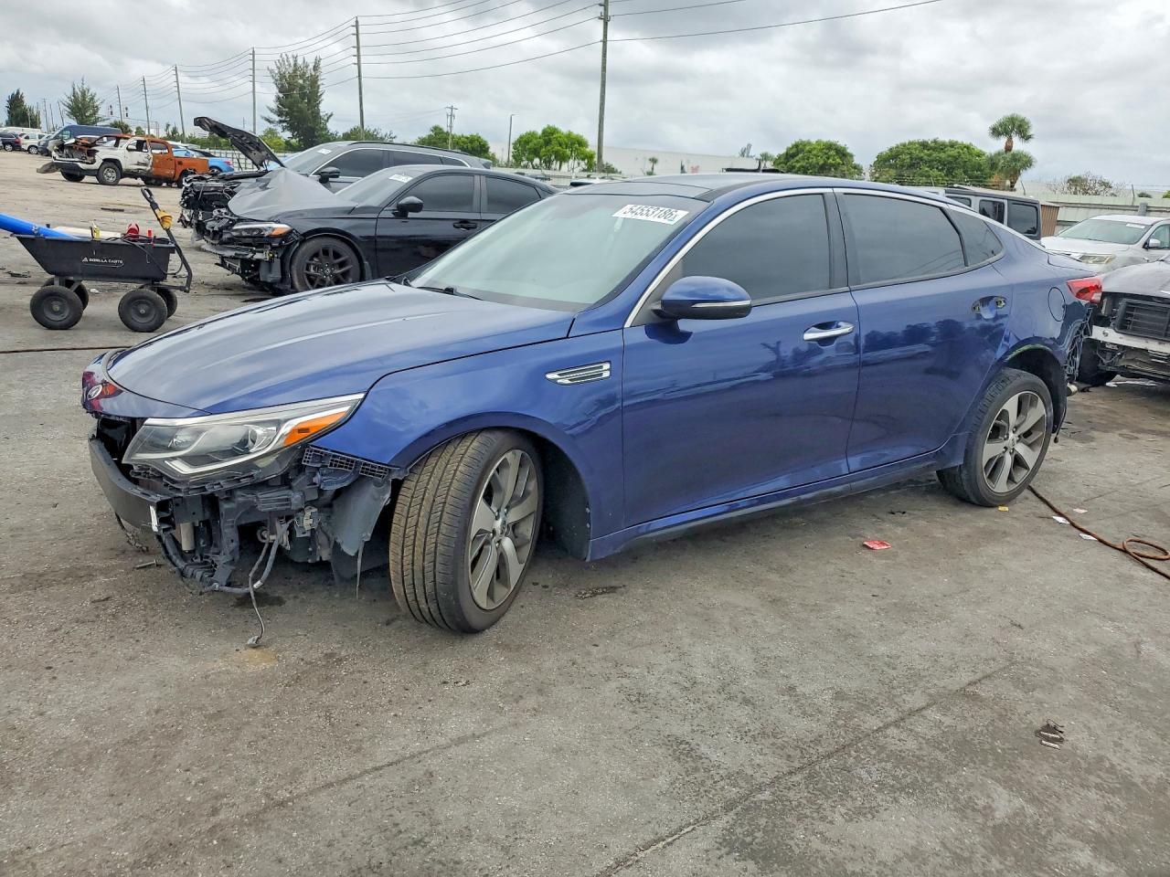 2019 Kia Optima S, VIN 5XXGT4L37KG321747 — Front end
