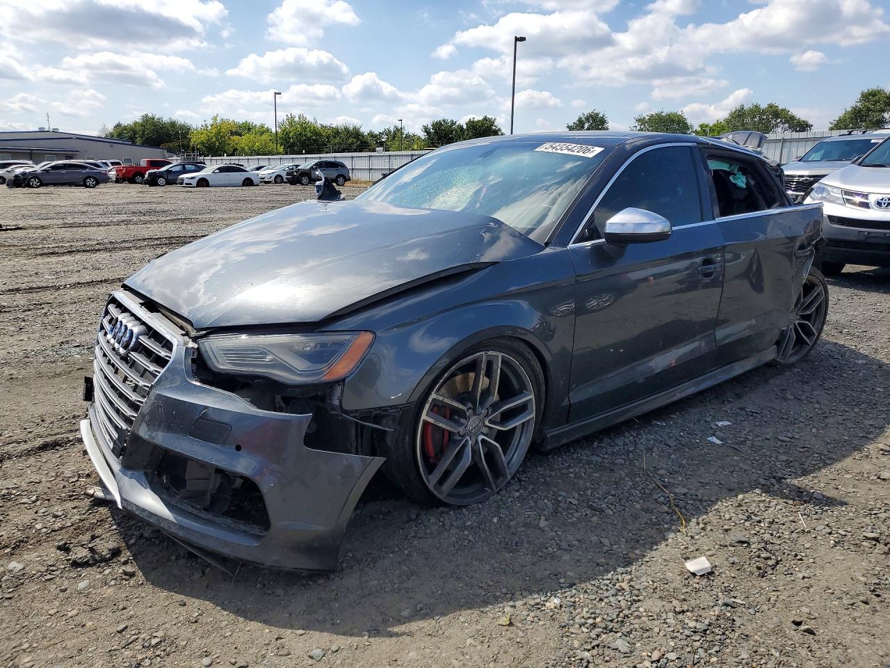 2015 Audi A3 Premium, VIN WAUBFGFF5F1052400 — Rear end
