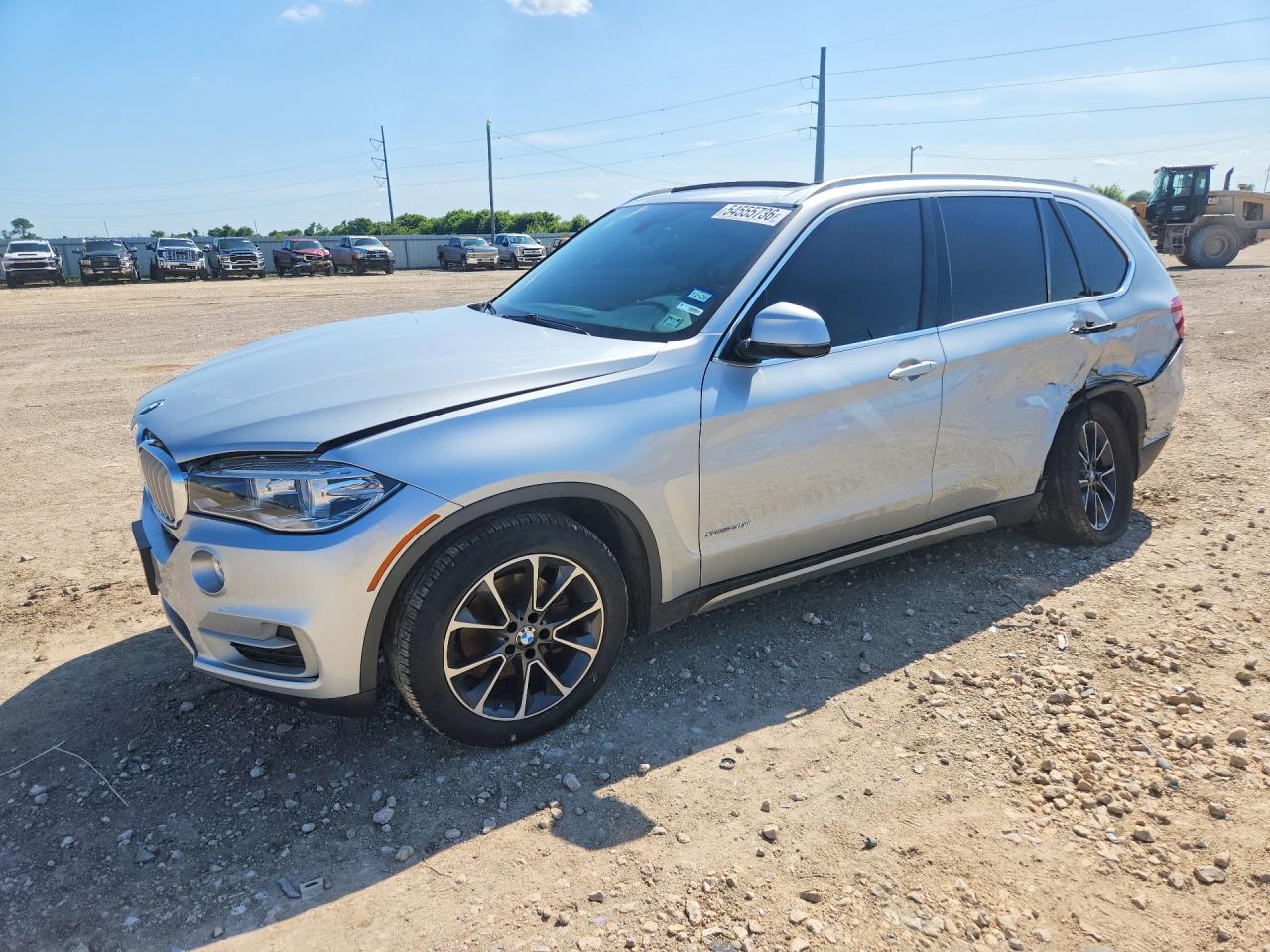 2018 BMW X5 sDrive35i, VIN 5UXKR2C56J0X08223 — Side