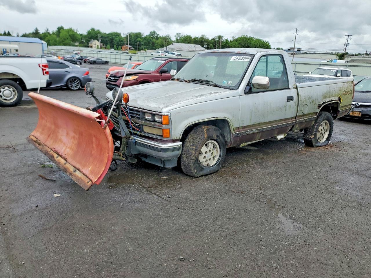 1988 Chevrolet Silverado 1500, VIN 1GCDK14K1JZ328313 — Mechanical