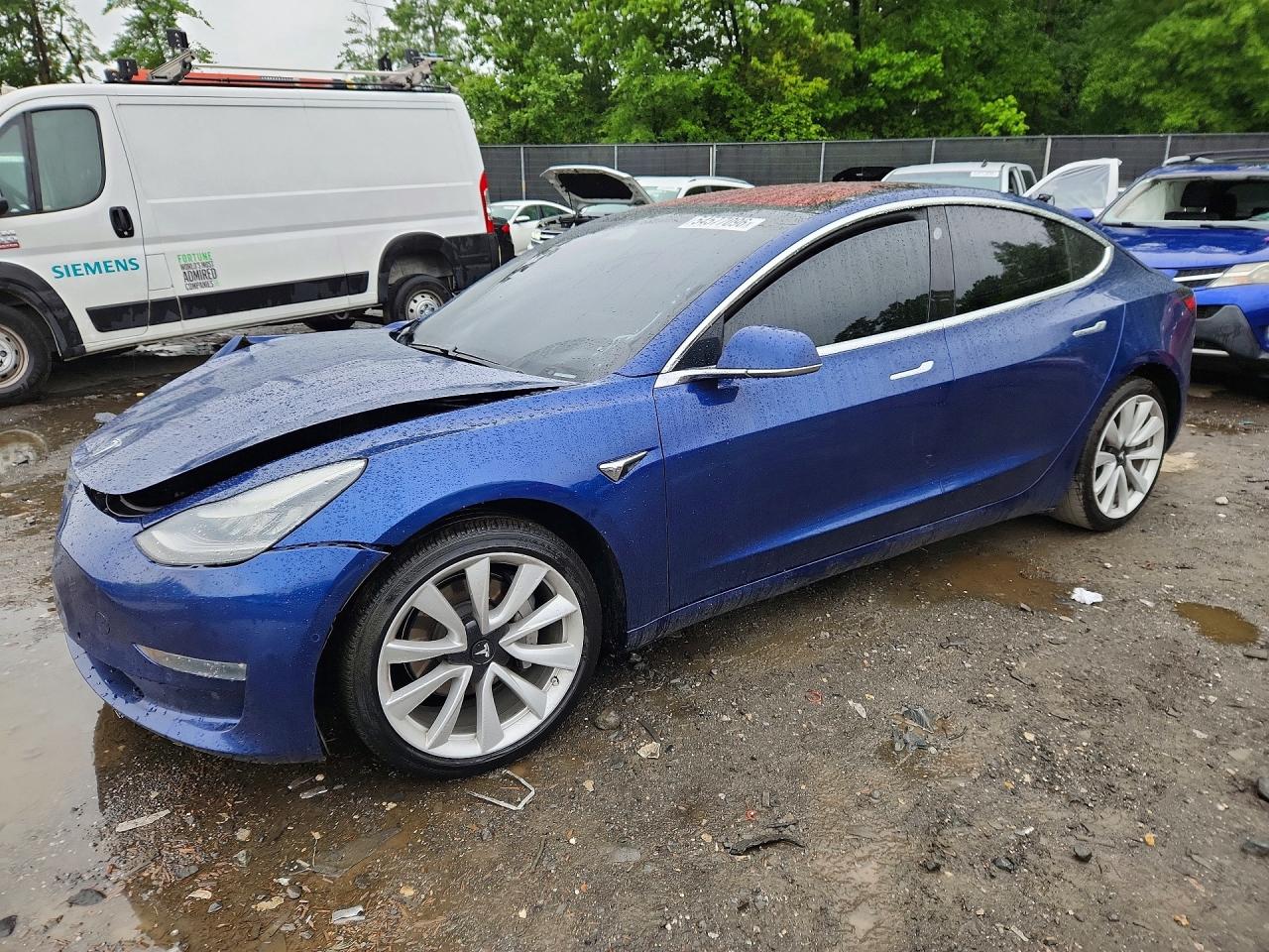 2018 Tesla Model 3 Long Range Battery, VIN 5YJ3E1EA9JF110196 — Front end