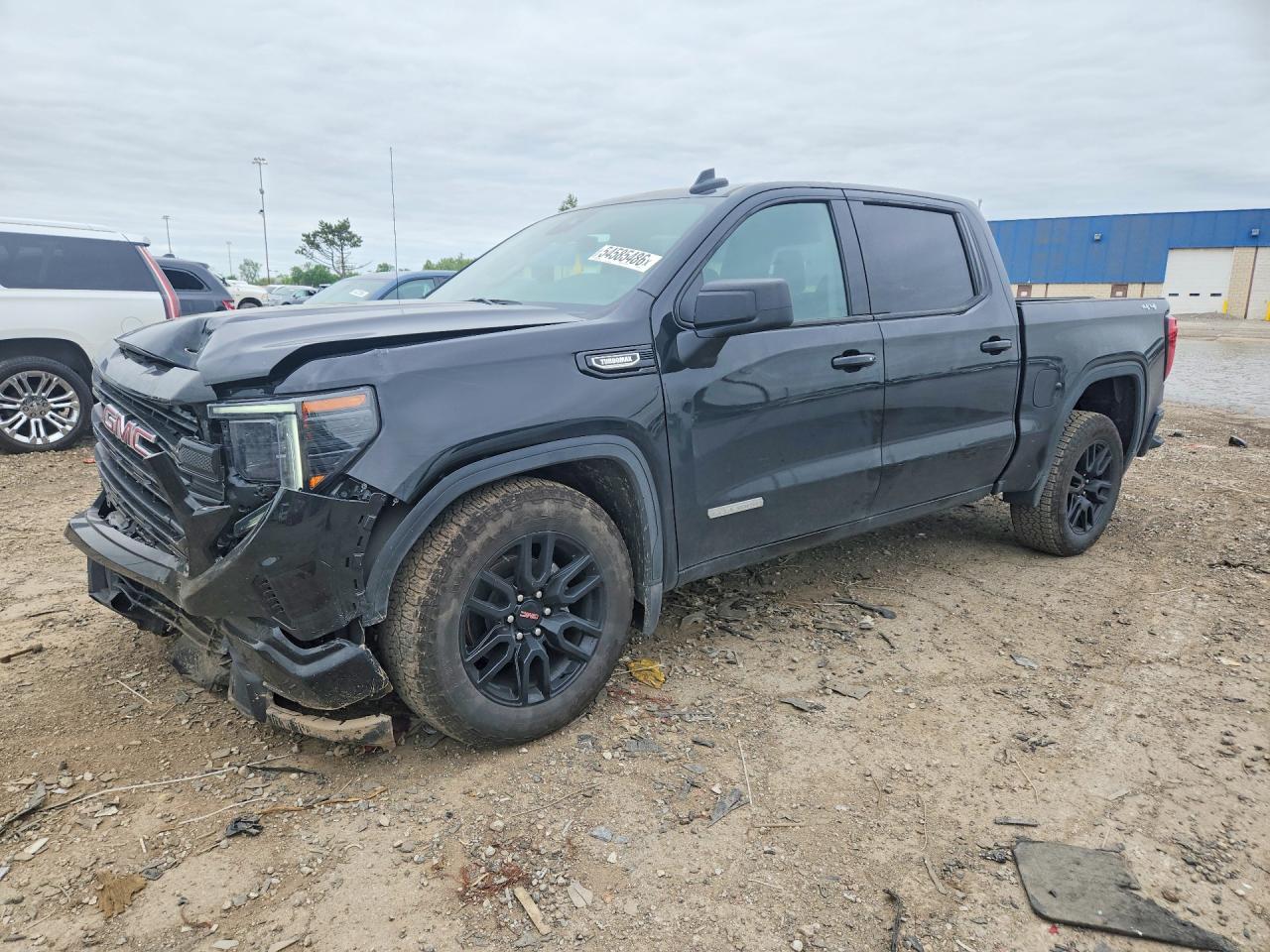 2026 GMC Sierra 1500 Elevation, VIN 1GTPUJEK0TZ123817 — Перед