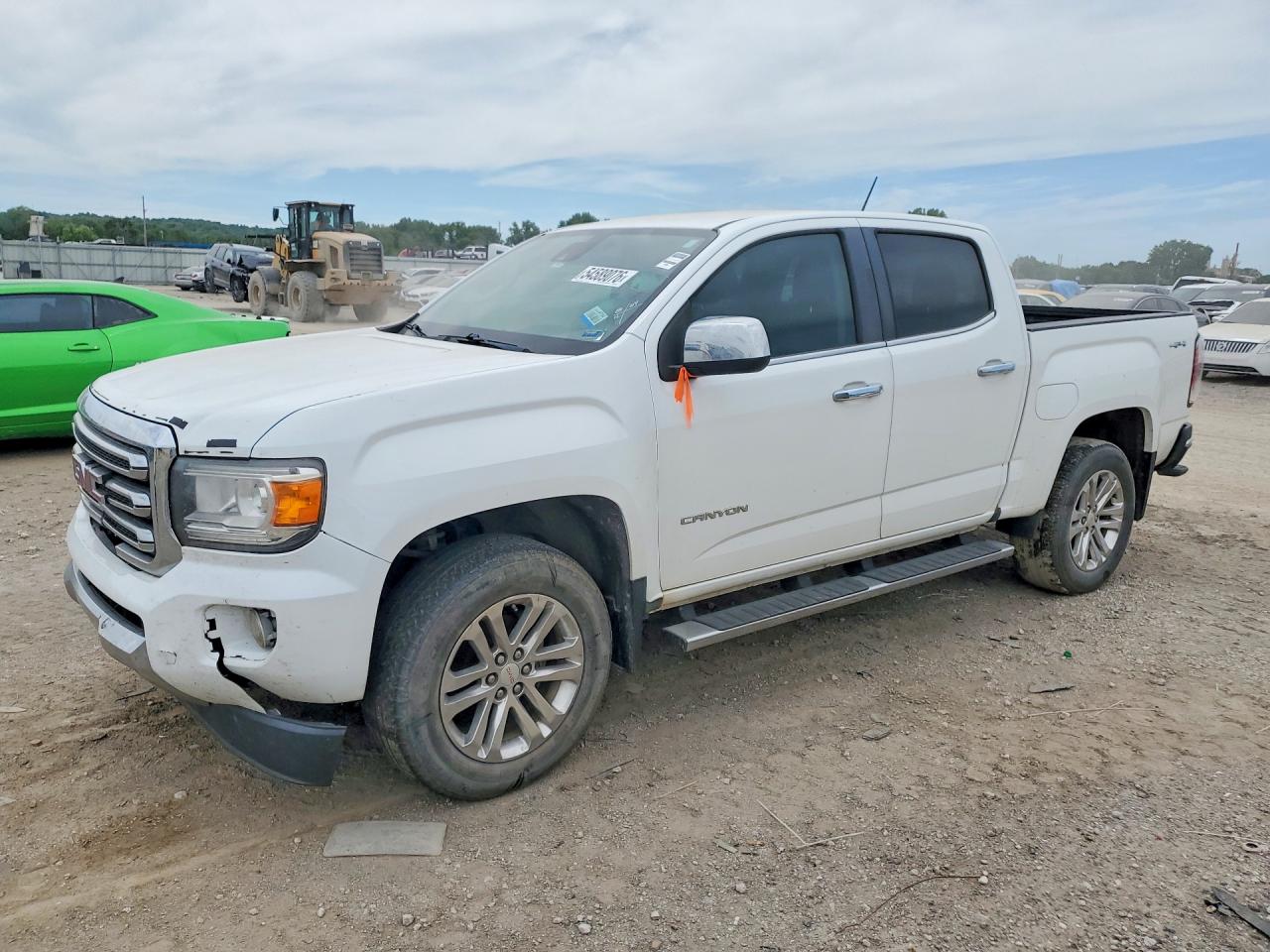 2015 GMC Canyon 4WD SLT, VIN 1GTG6CE31F1155516 — Фото с аукциона