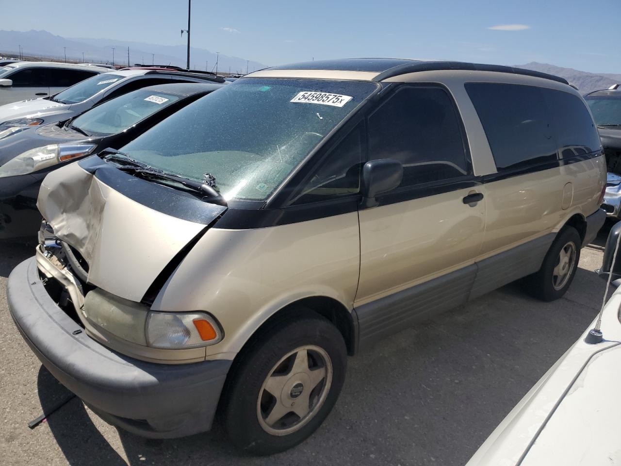 1996 Toyota Previa LE, VIN JT3GK13M0T1232131 — Front end