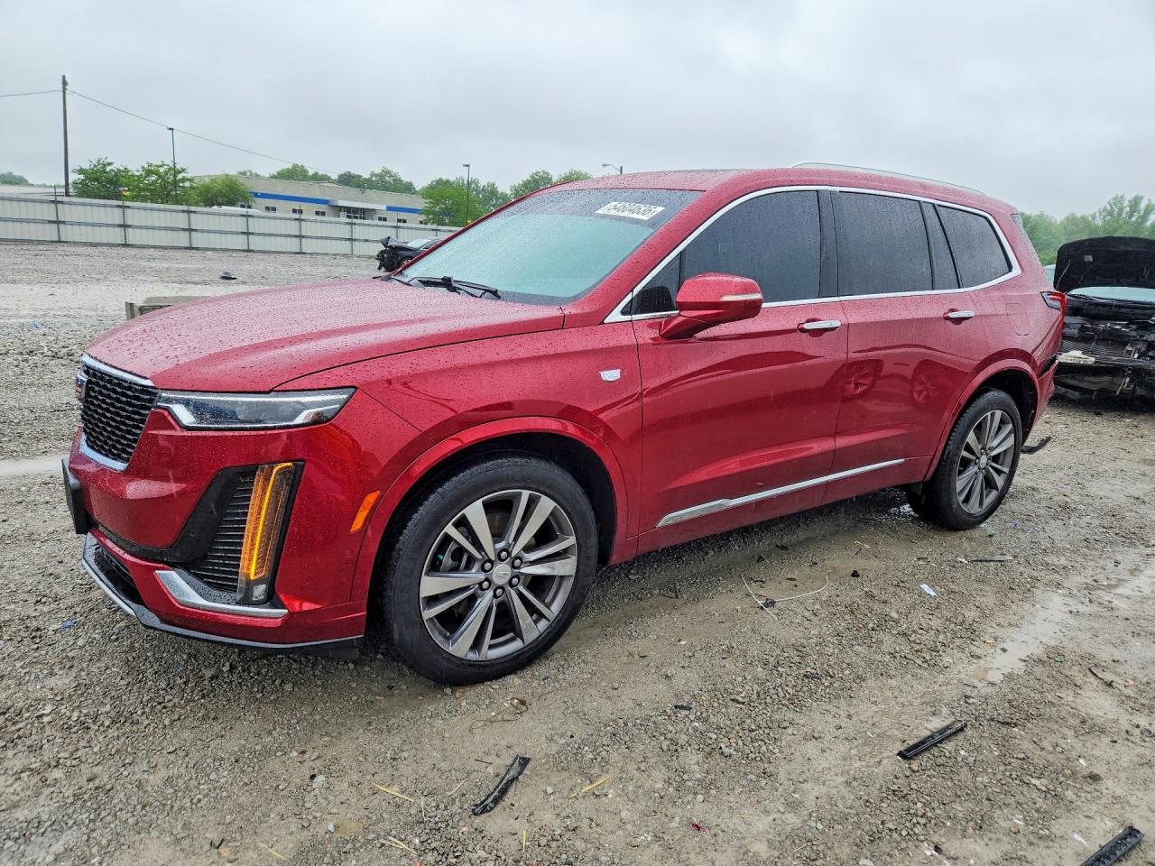 2020 Cadillac XT6 AWD Premium Luxury, VIN 1GYKPDRS4LZ100693 — Бок