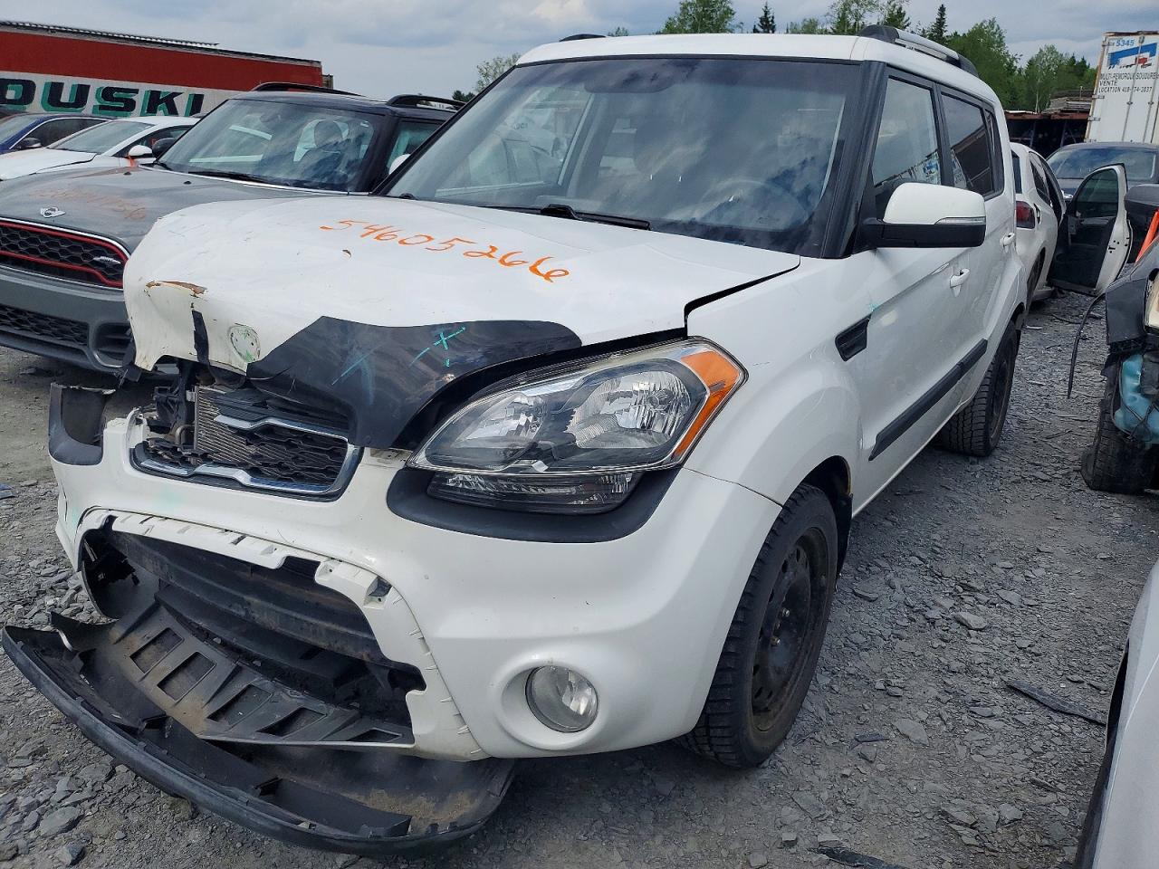 2012 Kia Soul +, VIN KNDJT2A64C7454600 — Front end