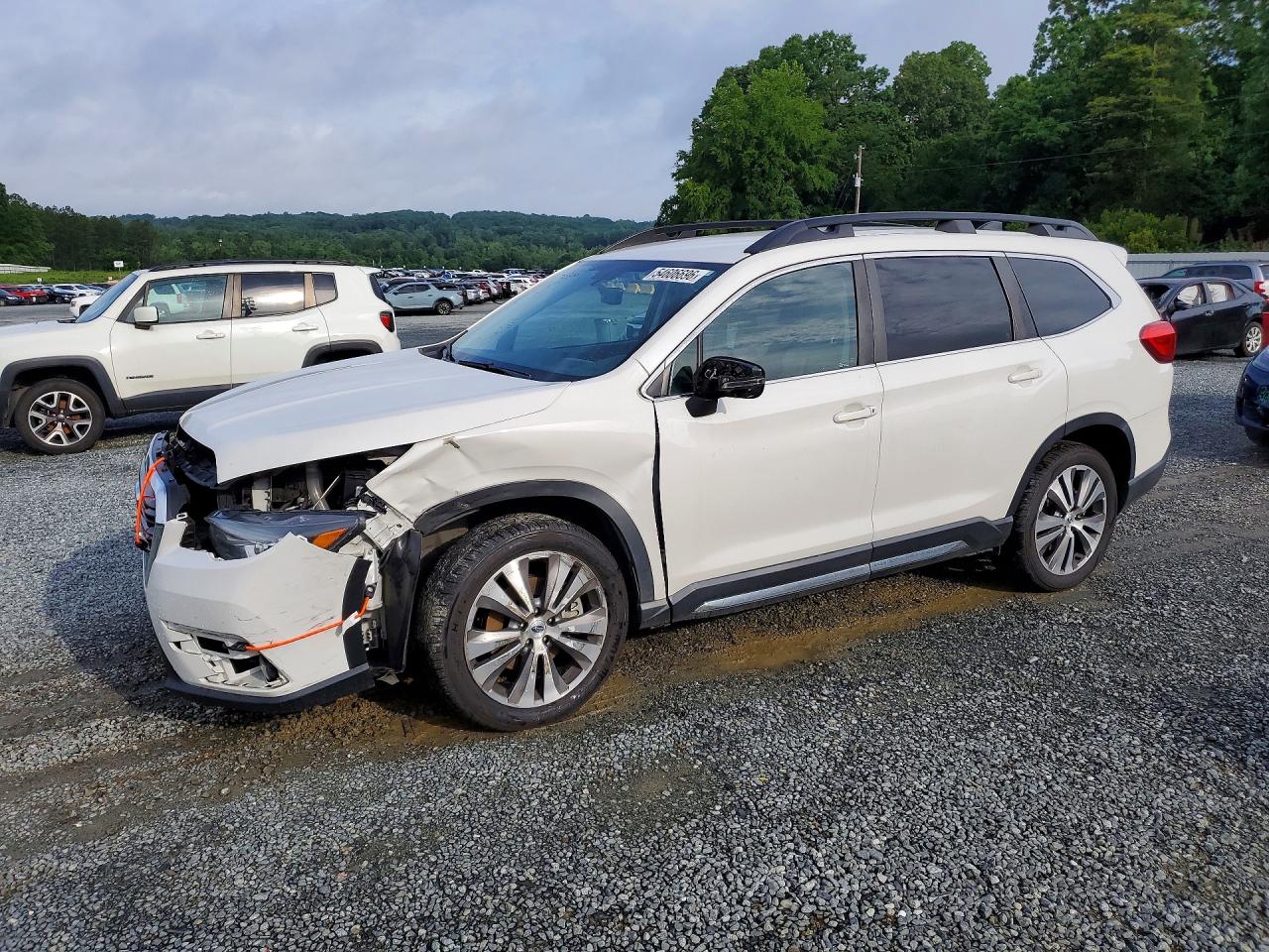 2020 Subaru Ascent Limited, VIN 4S4WMAMD0L3442907 — Front end