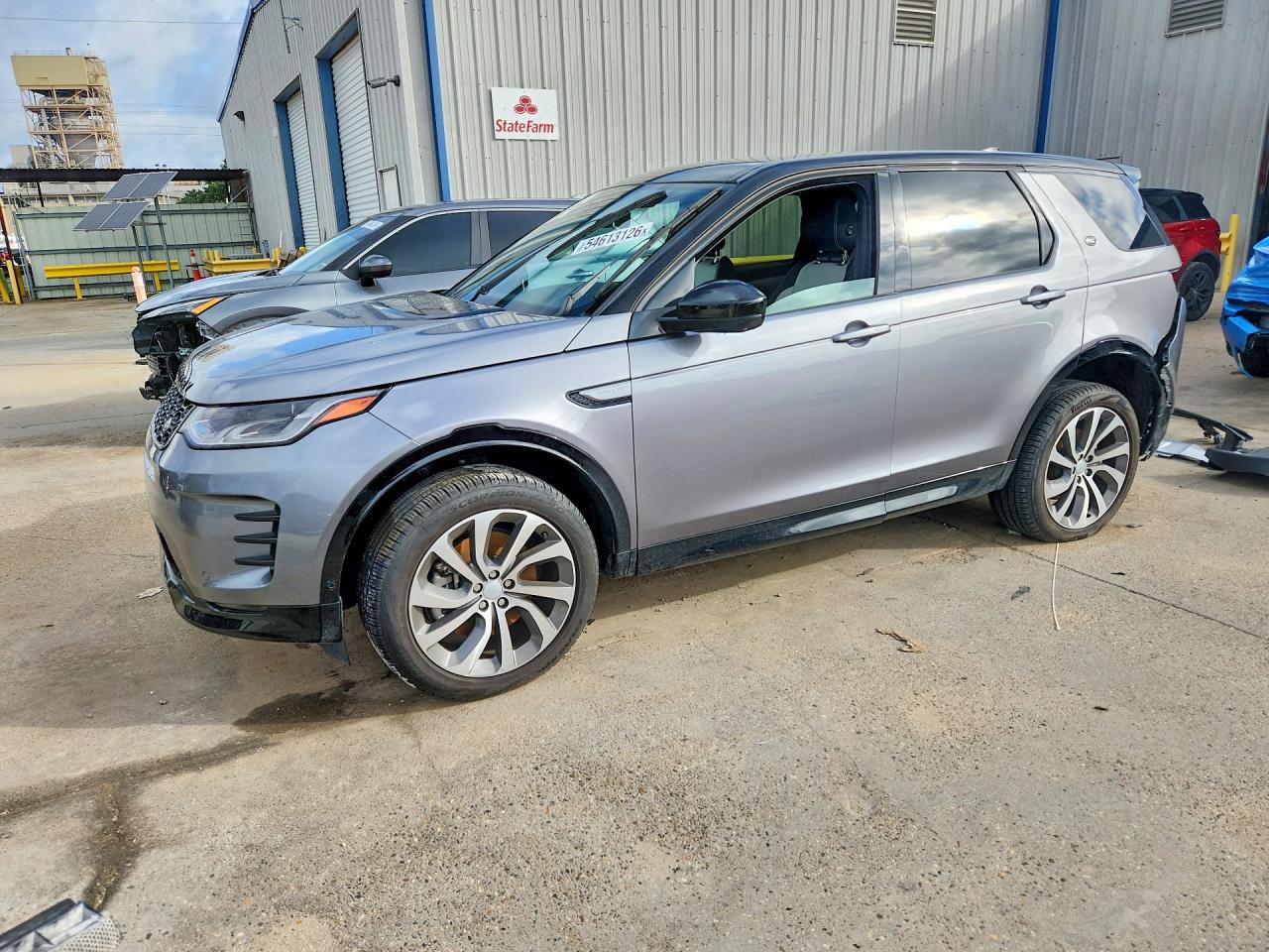 2024 Land Rover Discovery Sport Dynamic SE, VIN SALCL2FX9RH352702 — Зад