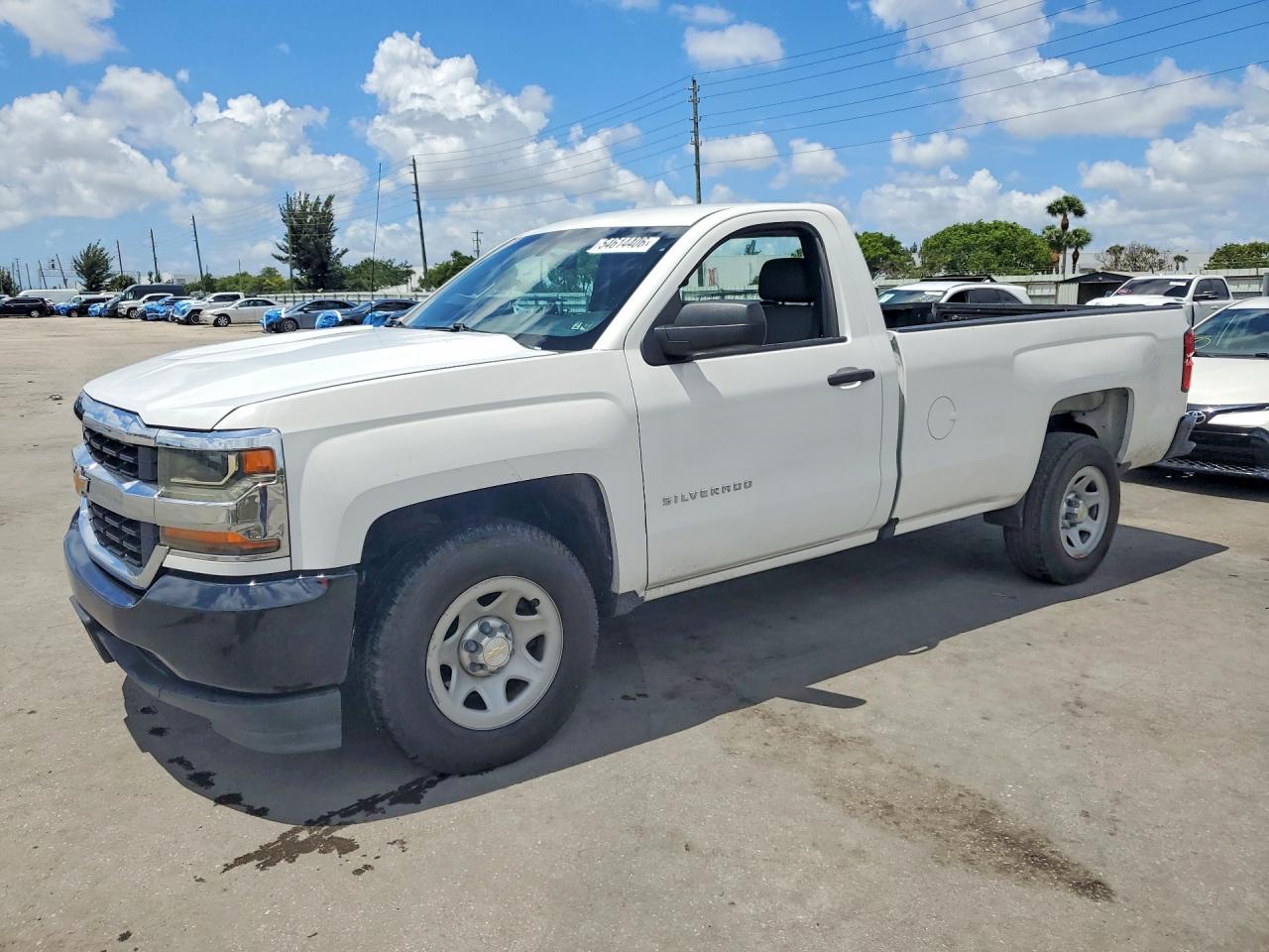 2017 Chevrolet Silverado 1500 Work Truck, VIN 1GCNCNEH4HZ388625 — Ранее повреждён