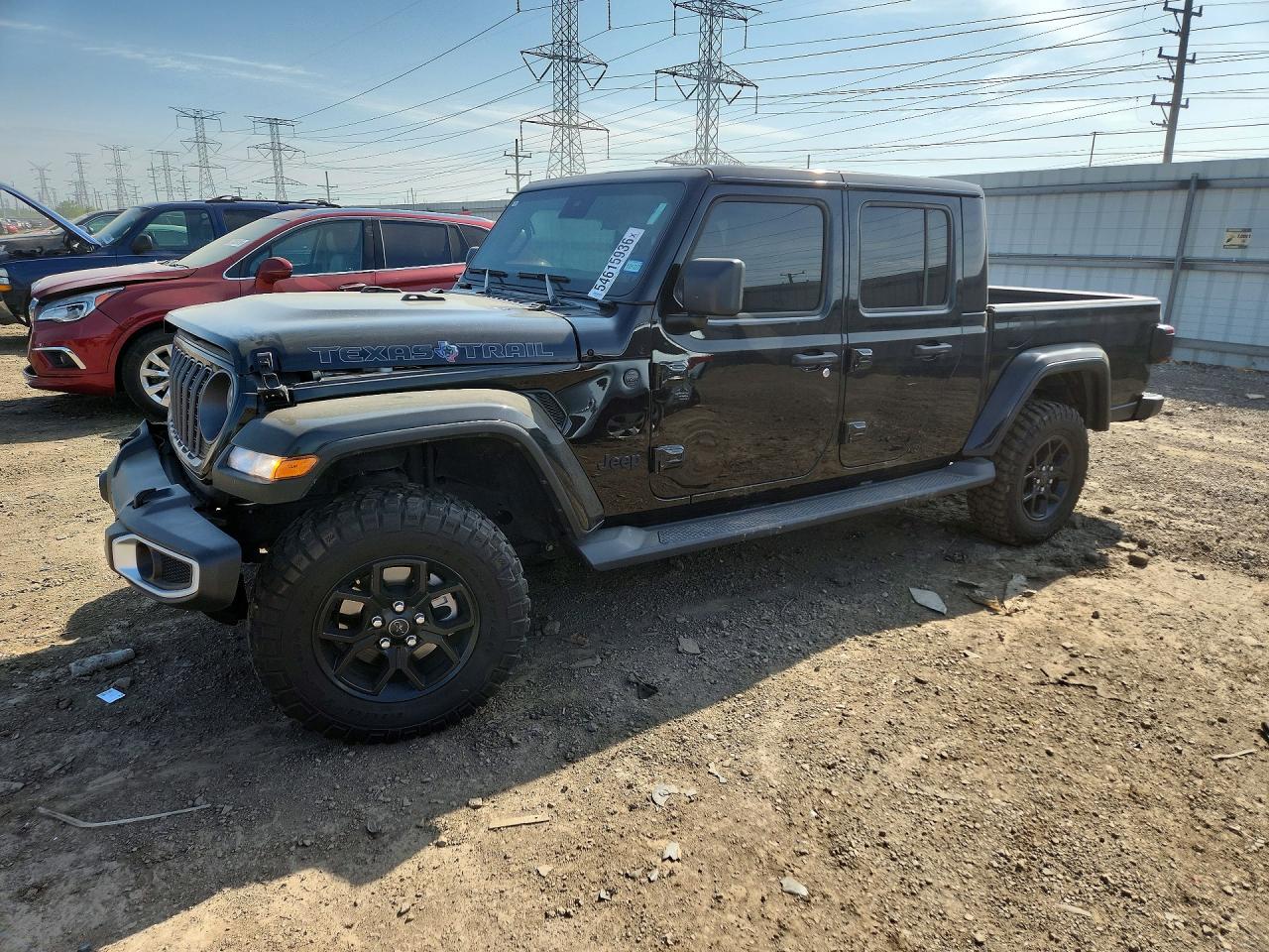 2025 Jeep Gladiator Texas Trail, VIN 1C6PJTAG4SL522275 — Front end