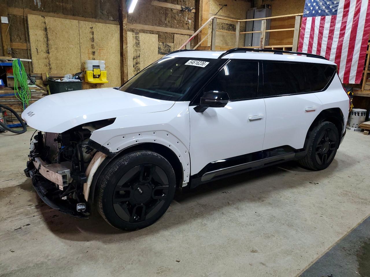 2026 Kia EV9 GT-Line, VIN 5XYAEFS52TG004423 — Front end