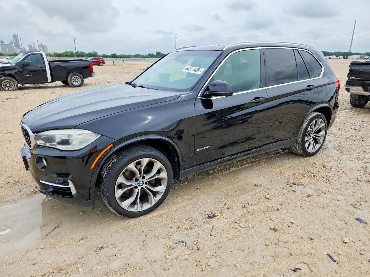 2018 BMW X5 sDrive35i, VIN 5UXKR2C56J0X09291 — Minor dents and scratches