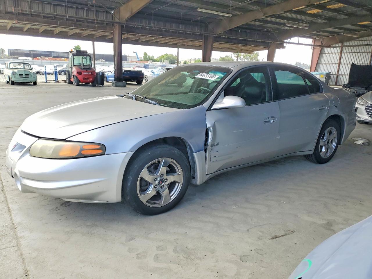 2003 Pontiac Bonneville SLE, VIN 1G2HY54K334155633 — Side