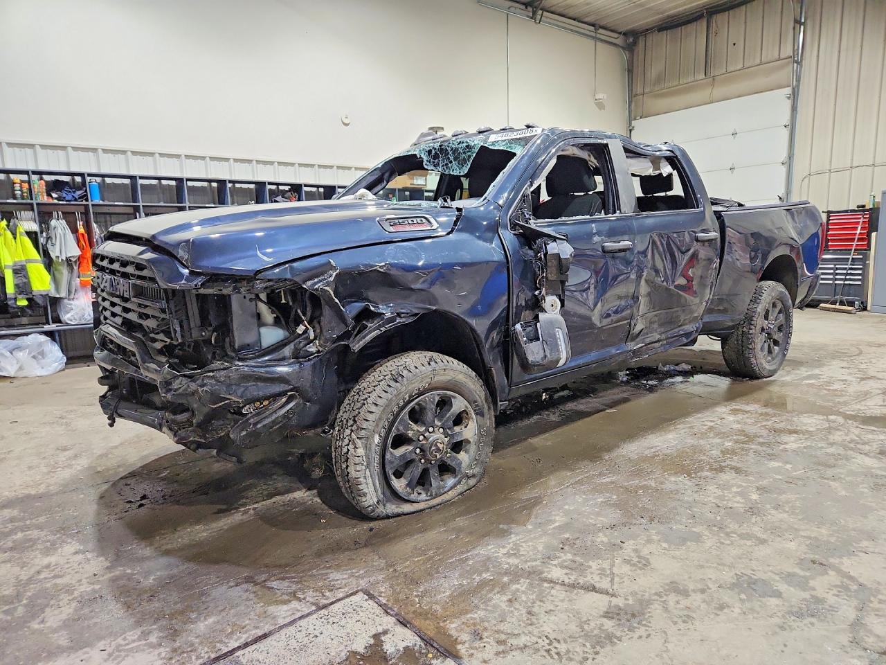 2025 Ram 2500 Big Horn, VIN 3C6UR5DJ5SG572453 — Rollover