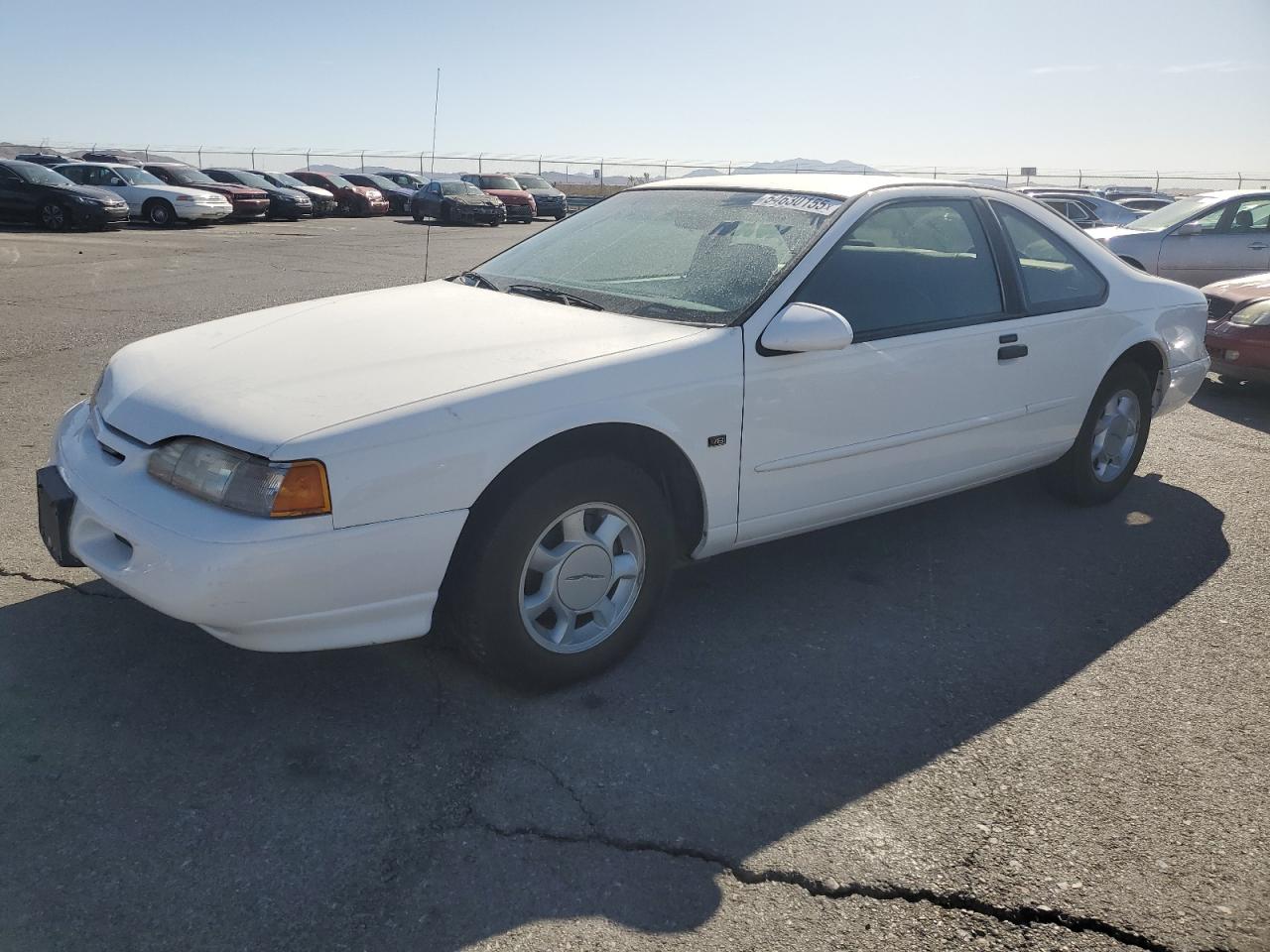 1995 Ford Thunderbird LX, VIN 1FALP62W0SH215286 — Rear end