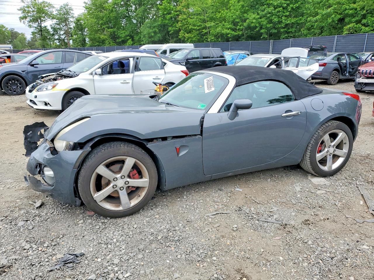 2008 Pontiac Solstice GXP, VIN 1G2MF35X08Y114489 — Front end