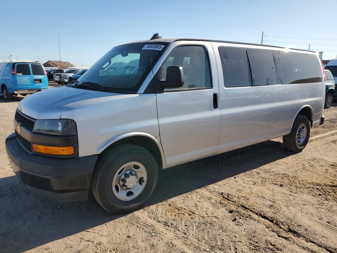 2020 Chevrolet Express Passenger LS, VIN 1GAZGNFP3L1268455 — Minor dents and scratches