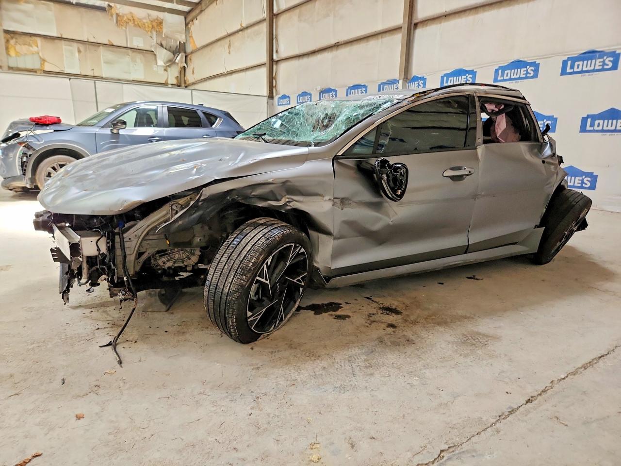 2025 Kia K5 GT-Line, VIN KNAG64J71S5346741 — Rear end