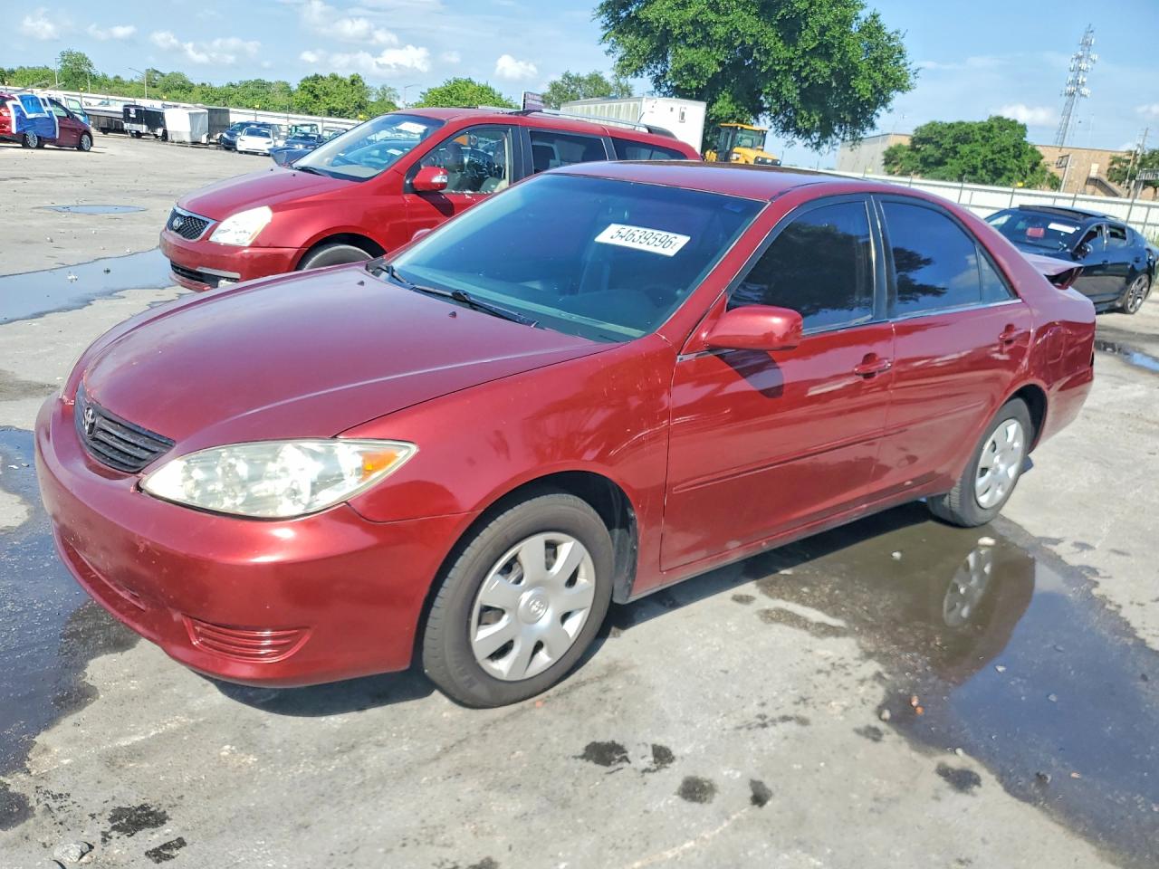 2002 Toyota Camry LE, VIN 4T1BE32K12U029525 — Rear end