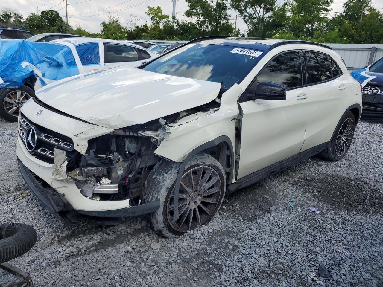 2018 Mercedes-Benz GLA 250, VIN WDCTG4GB9JJ382655 — Front end