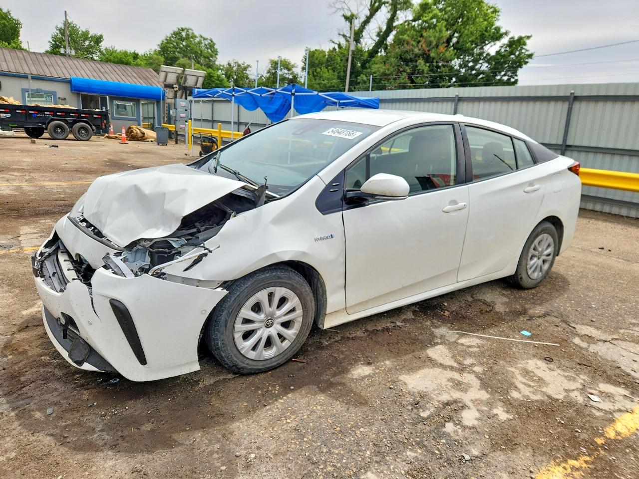 2020 Toyota Prius LE, VIN JTDKARFU7L3110017 — Front end