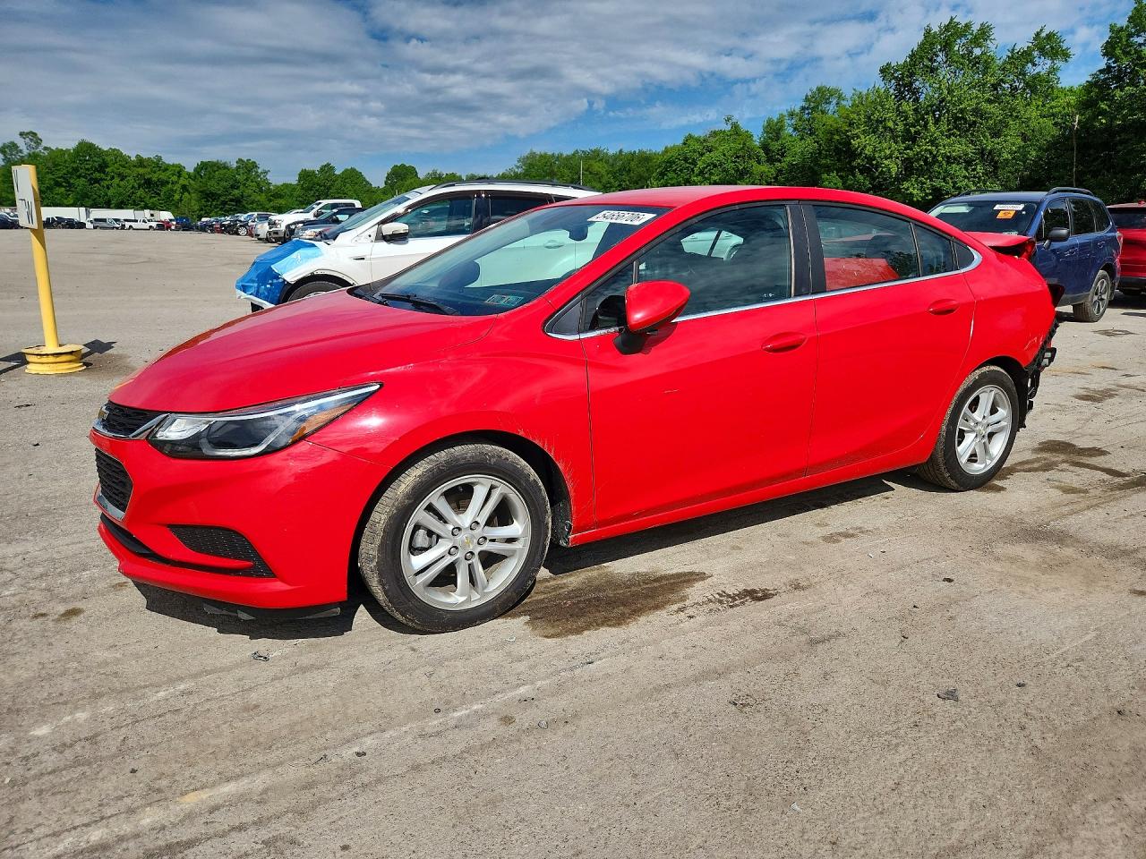 2018 Chevrolet Cruze LT, VIN 1G1BE5SM3J7106418 — Rear end