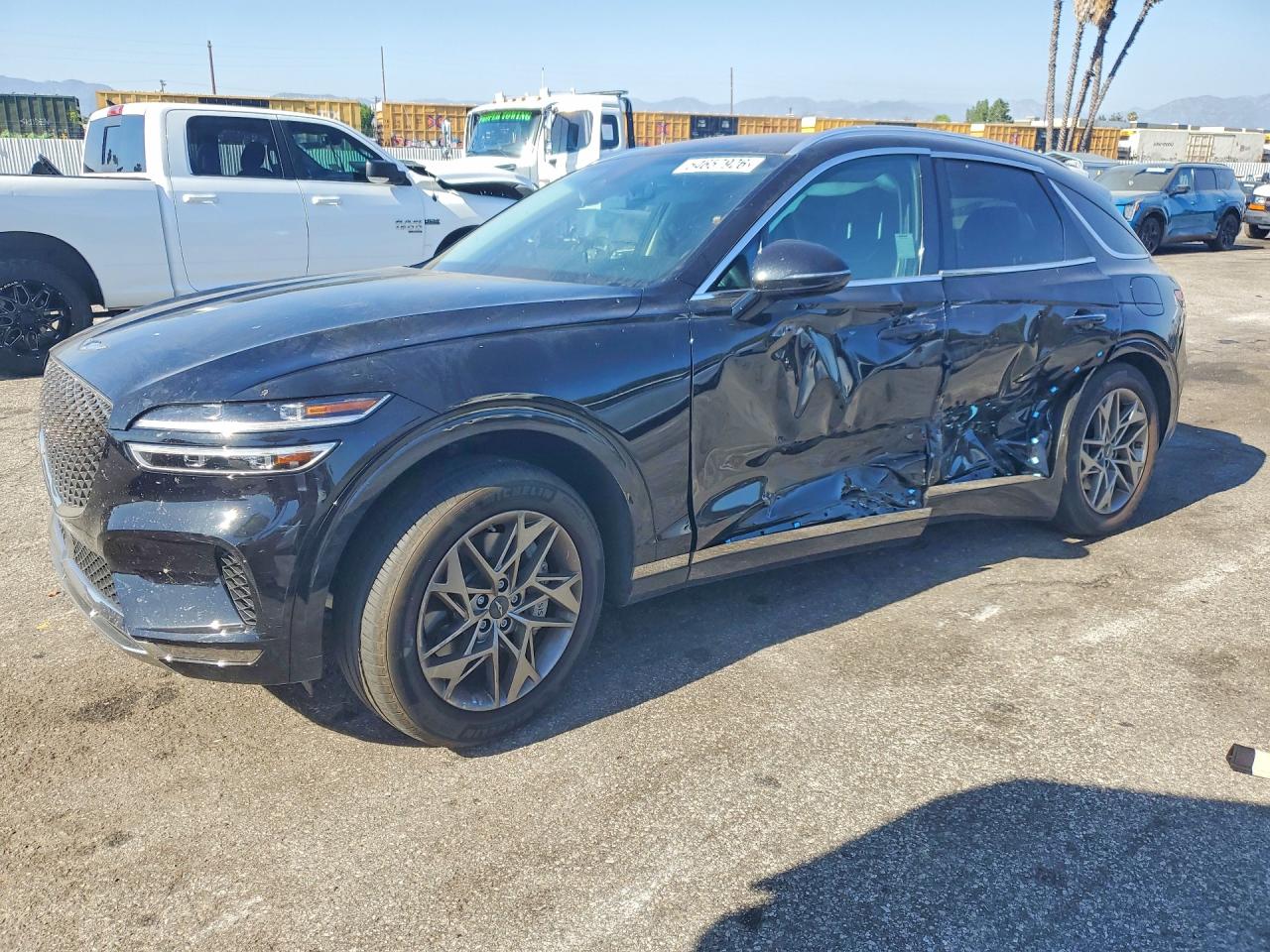 2025 Genesis GV70 2.5T, VIN 5NMMADTB0SH023199 — Side