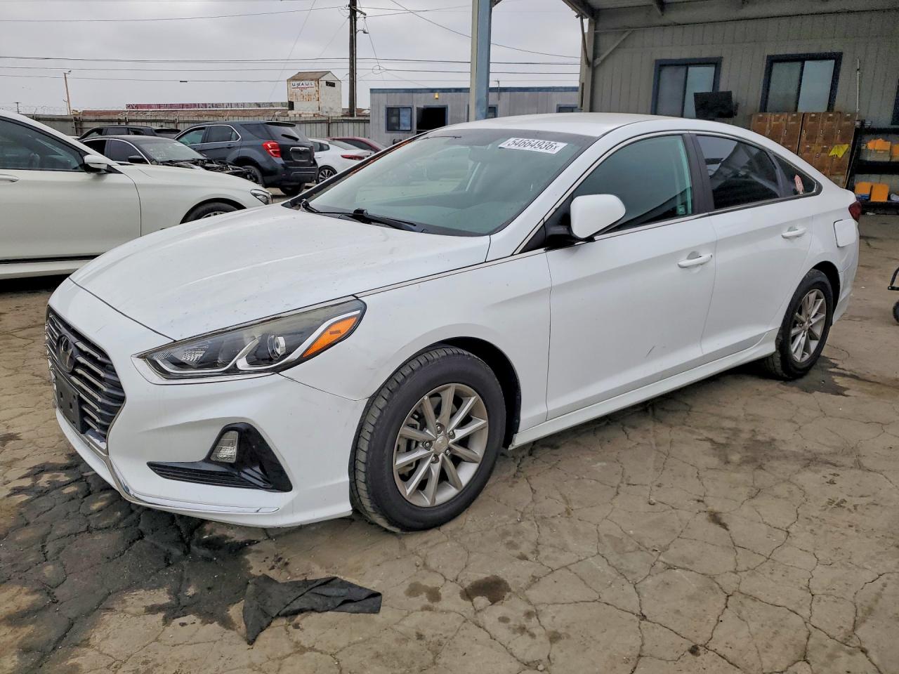 2019 Hyundai Sonata SE, VIN 5NPE24AF8KH747992 — Stripped