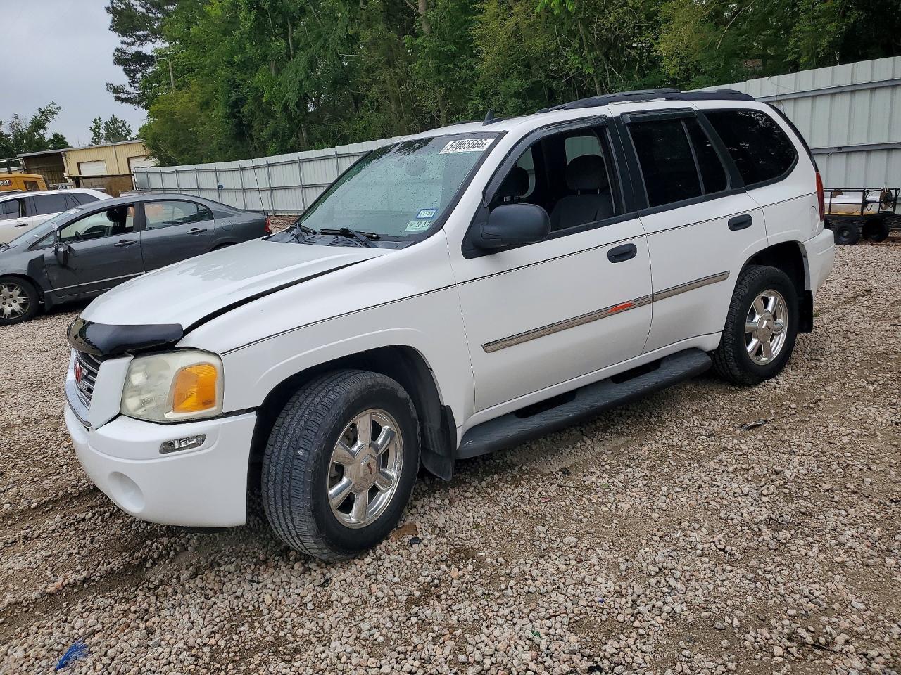 2007 GMC Envoy SLE, VIN 1GKDT13S672157093 — Перед