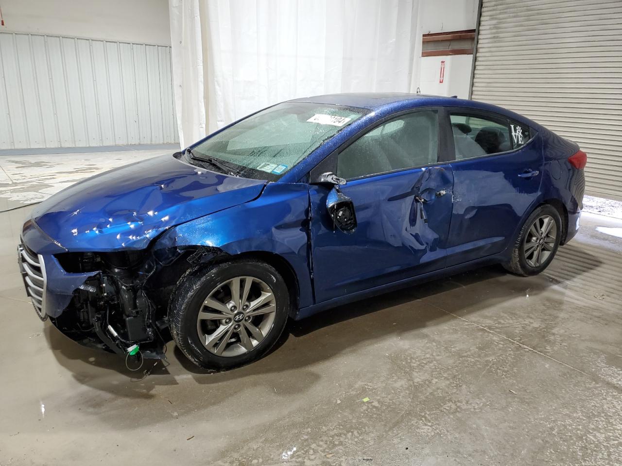 2017 Hyundai Elantra Limited, VIN 5NPD84LF8HH165455 — Auction photo 1 of 4