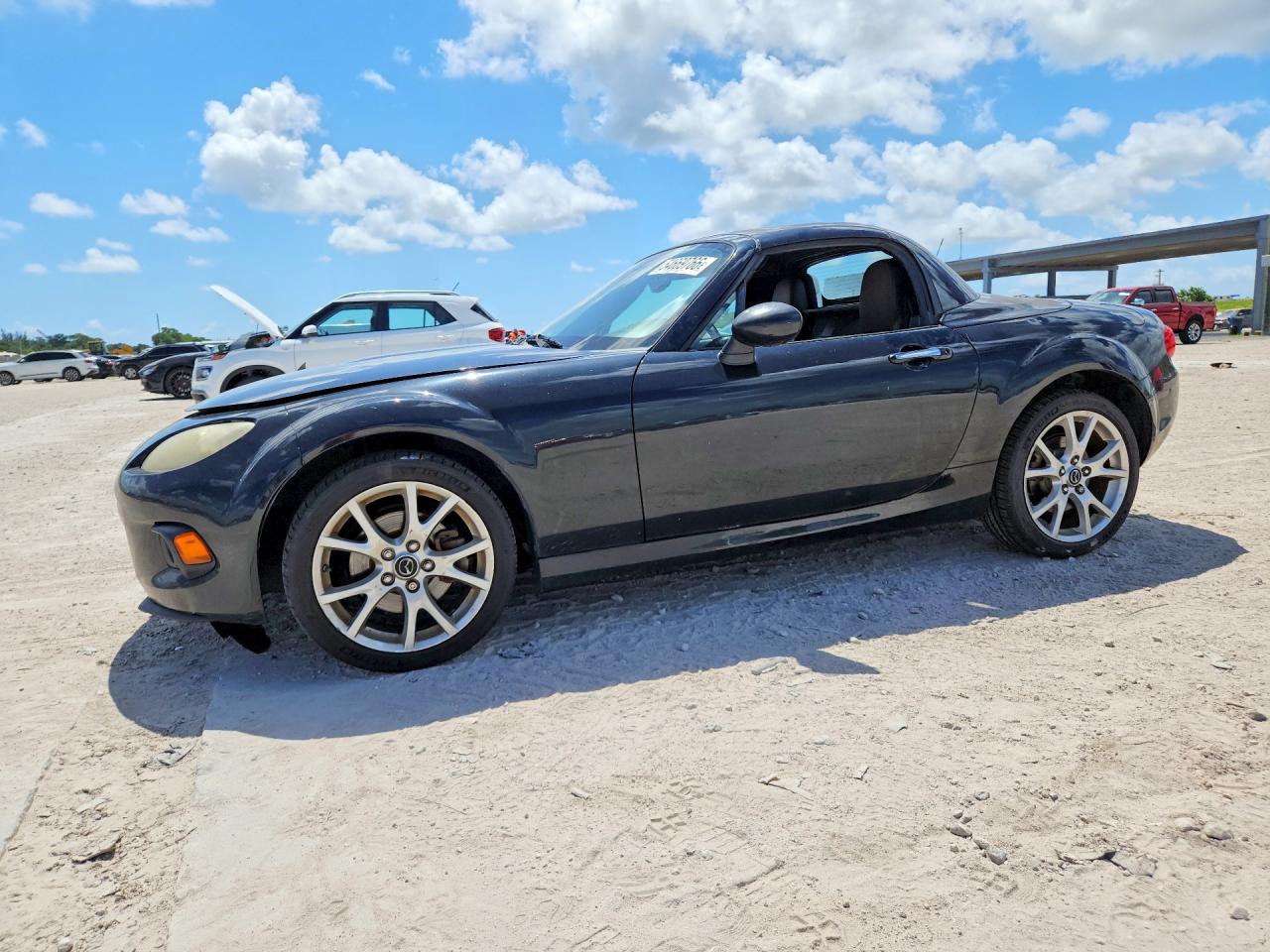 2014 Mazda MX-5 Miata Grand Touring, VIN JM1NC2PF5E0236508 — Front end