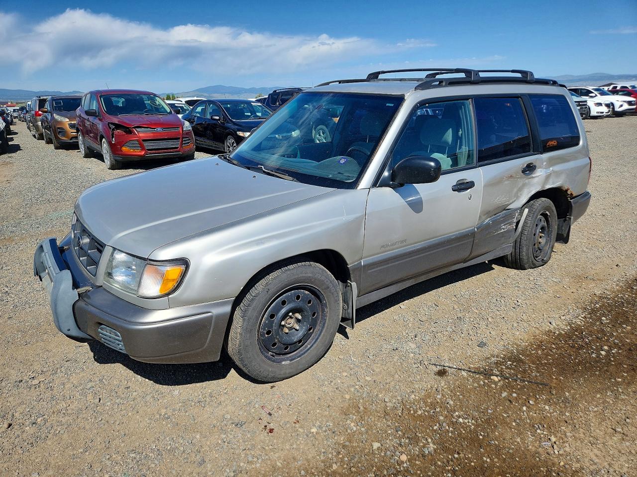 2000 Subaru Forester S, VIN JF1SF6557YH715729 — Бок