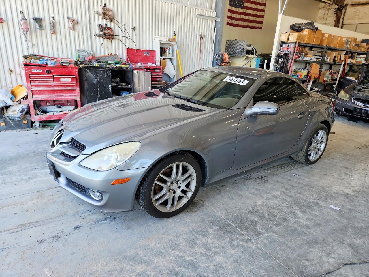 2009 Mercedes-Benz SLK 280, VIN WDBWK54F69F190699 — Front end