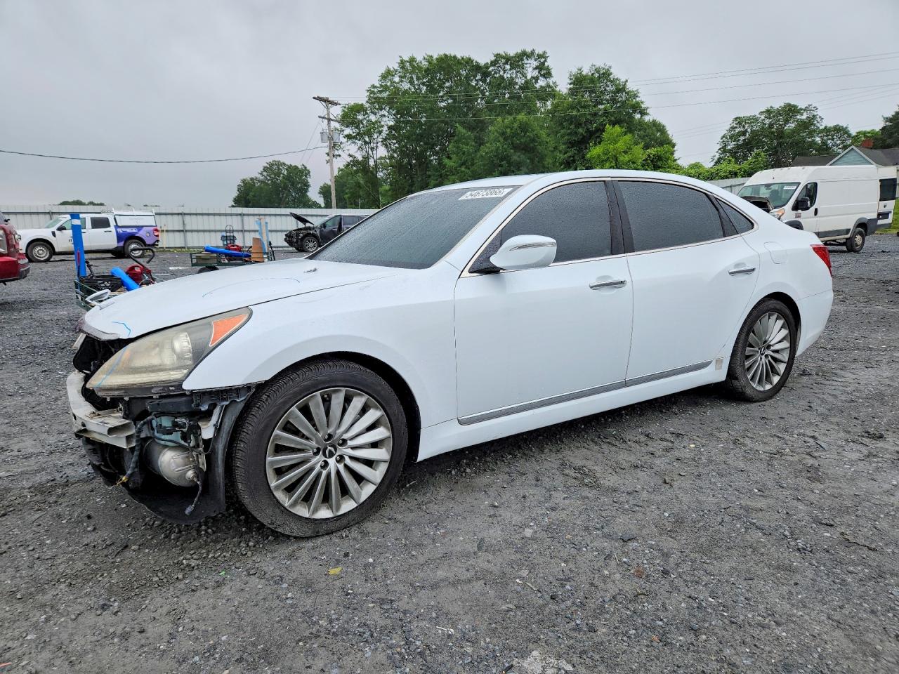 2015 Hyundai Equus Signature, VIN KMHGH4JH3FU092818 — Front end