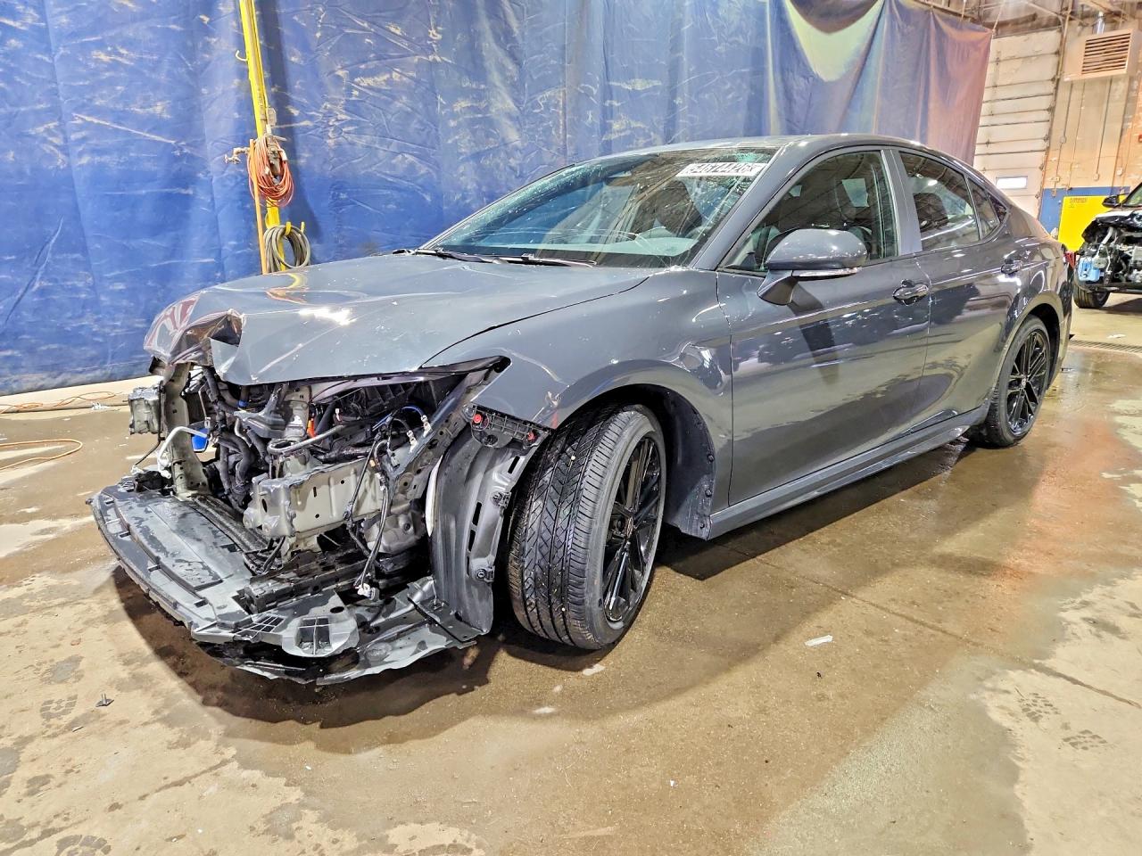 2026 Toyota Camry SE, VIN 4T1DAACK7TU277707 — Перед