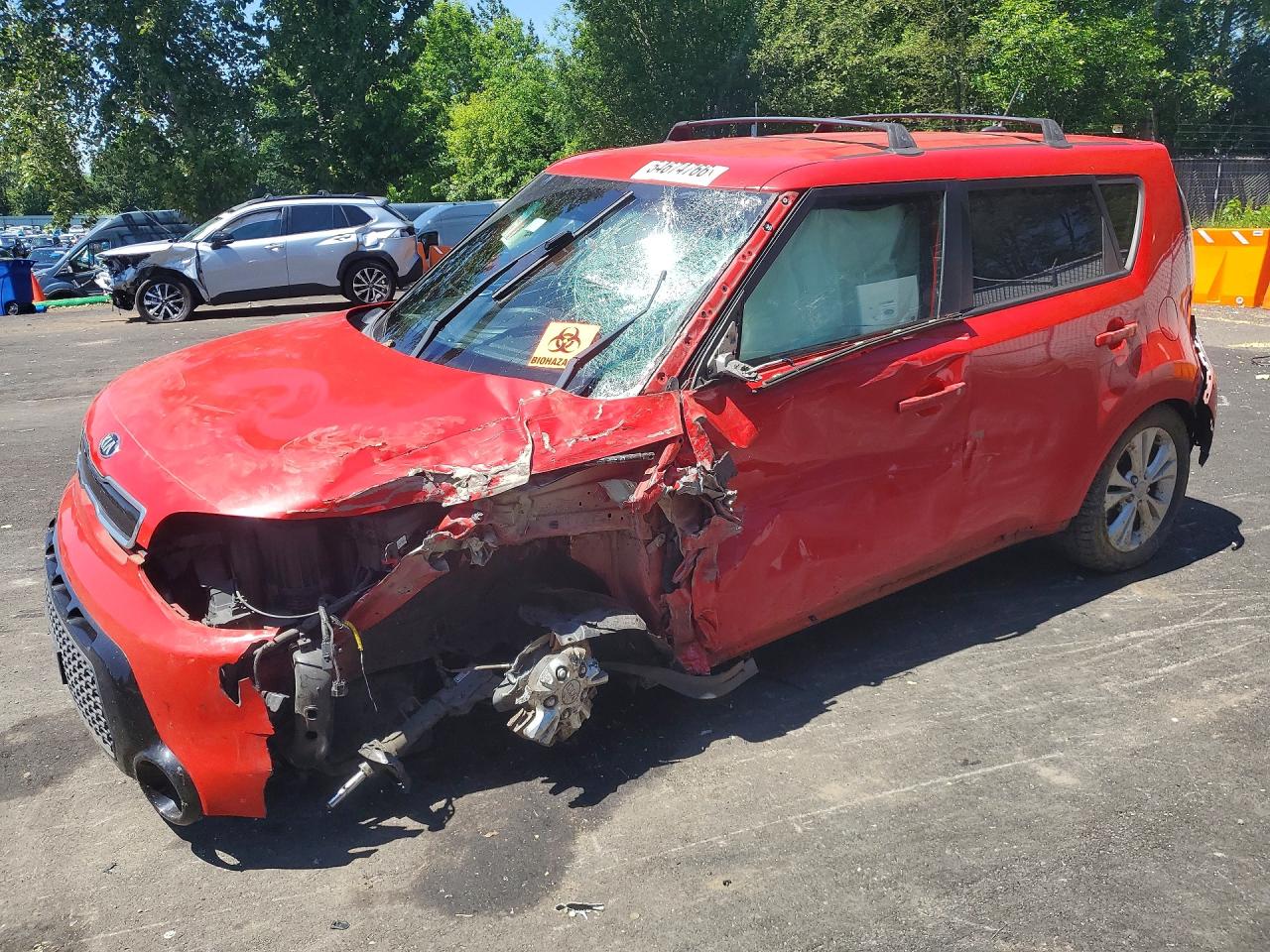 2016 Kia Soul +, VIN KNDJP3A54G7853109 — Front end