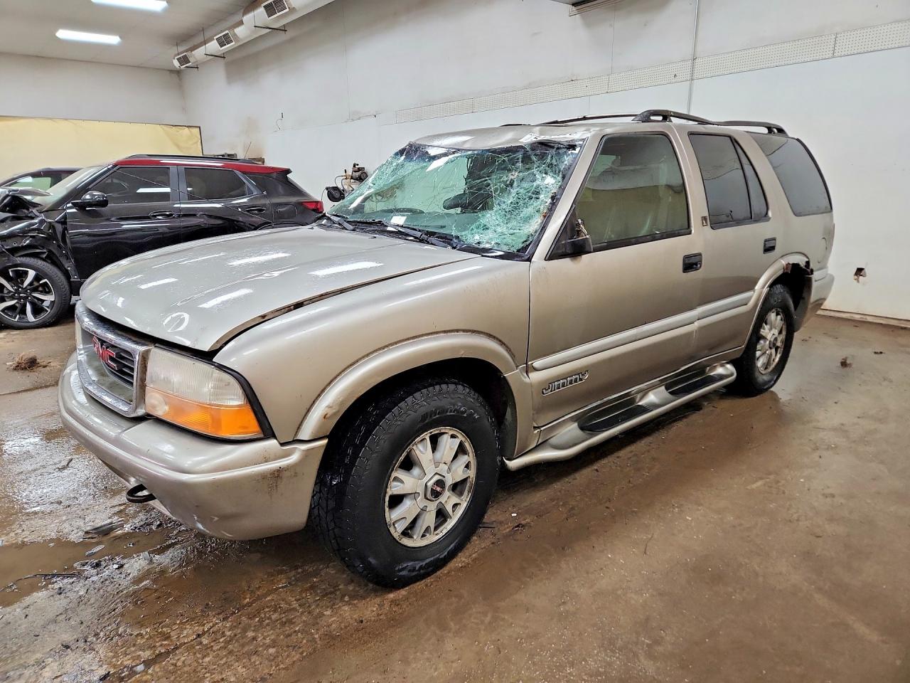 2000 GMC Jimmy SLT Convenience, VIN 1GKDT13W6Y2263581 — Roof