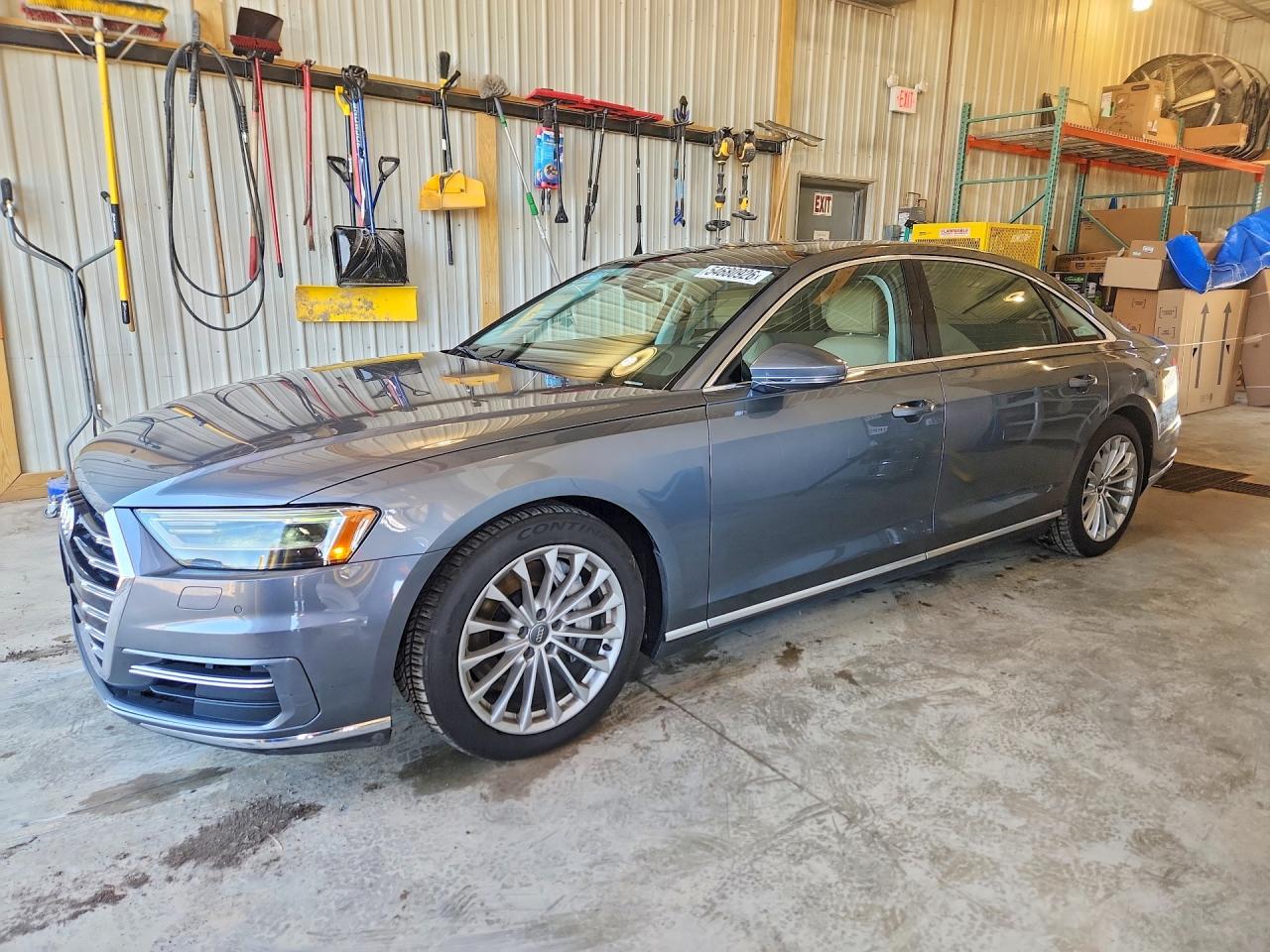 2019 Audi A8, VIN WAU8DAF89KN010930 — Механическое