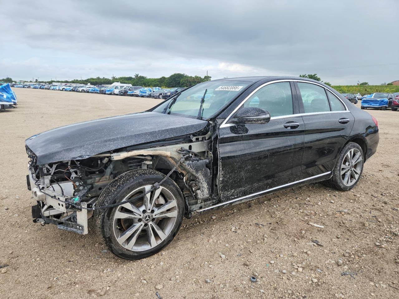 2019 Mercedes-Benz C 300, VIN WDDWF8EB4KR483739 — Front end