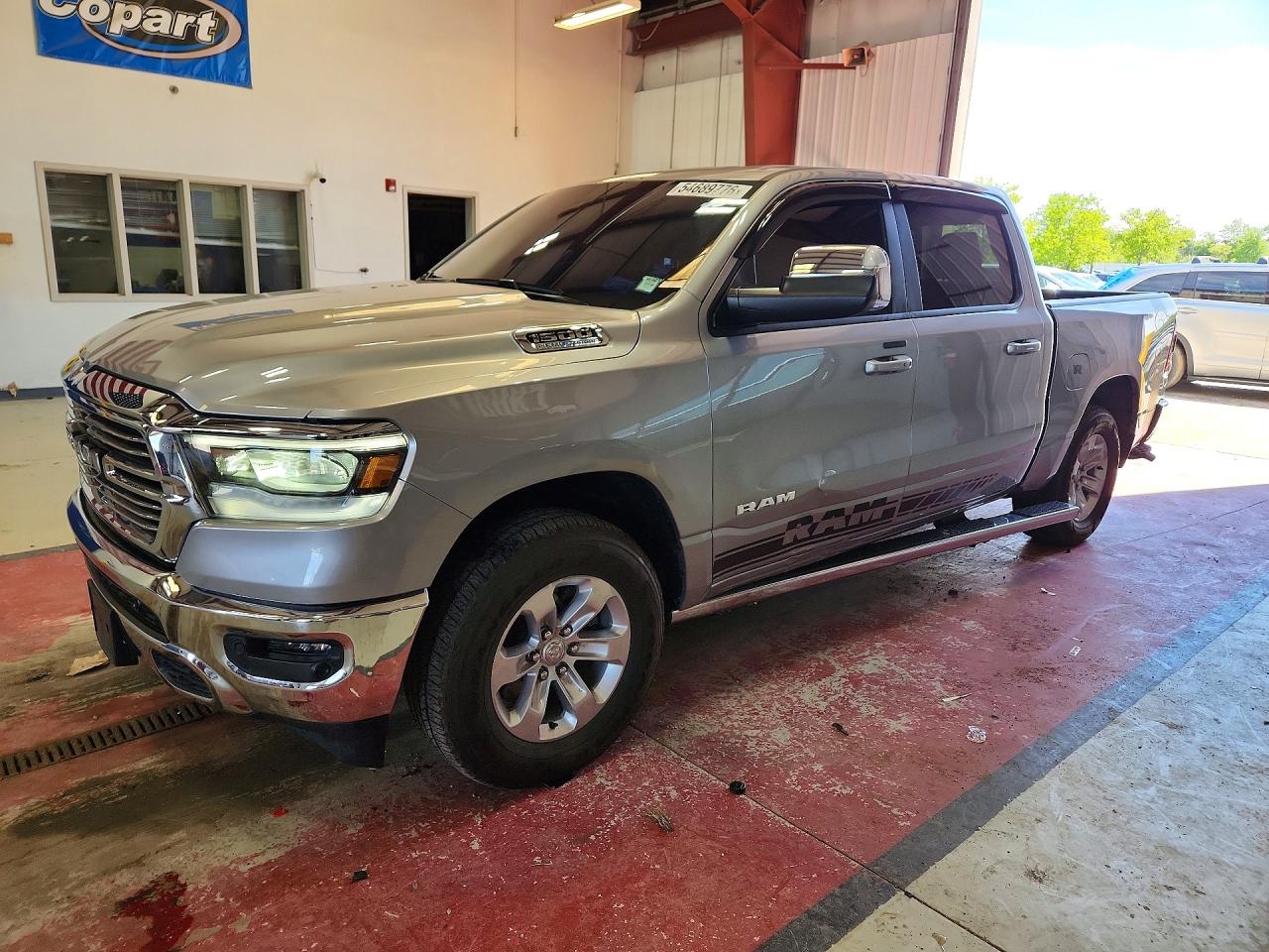 2024 Ram 1500 Laramie, VIN 1C6SRFJT5RN165625 — Side