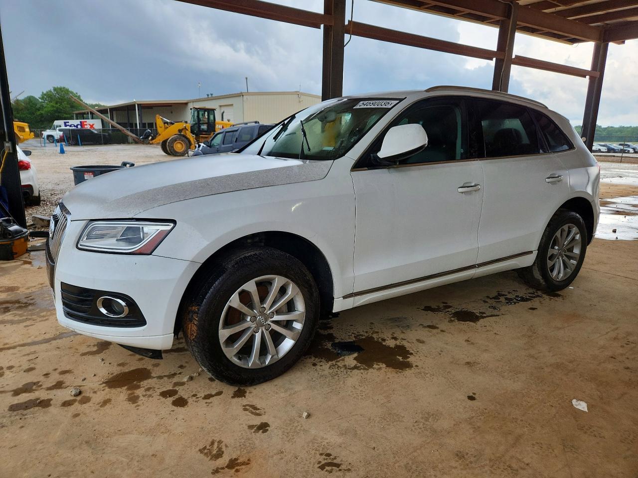 2016 Audi Q5 Premium, VIN WA1C2AFP7GA036848 — Minor dents and scratches