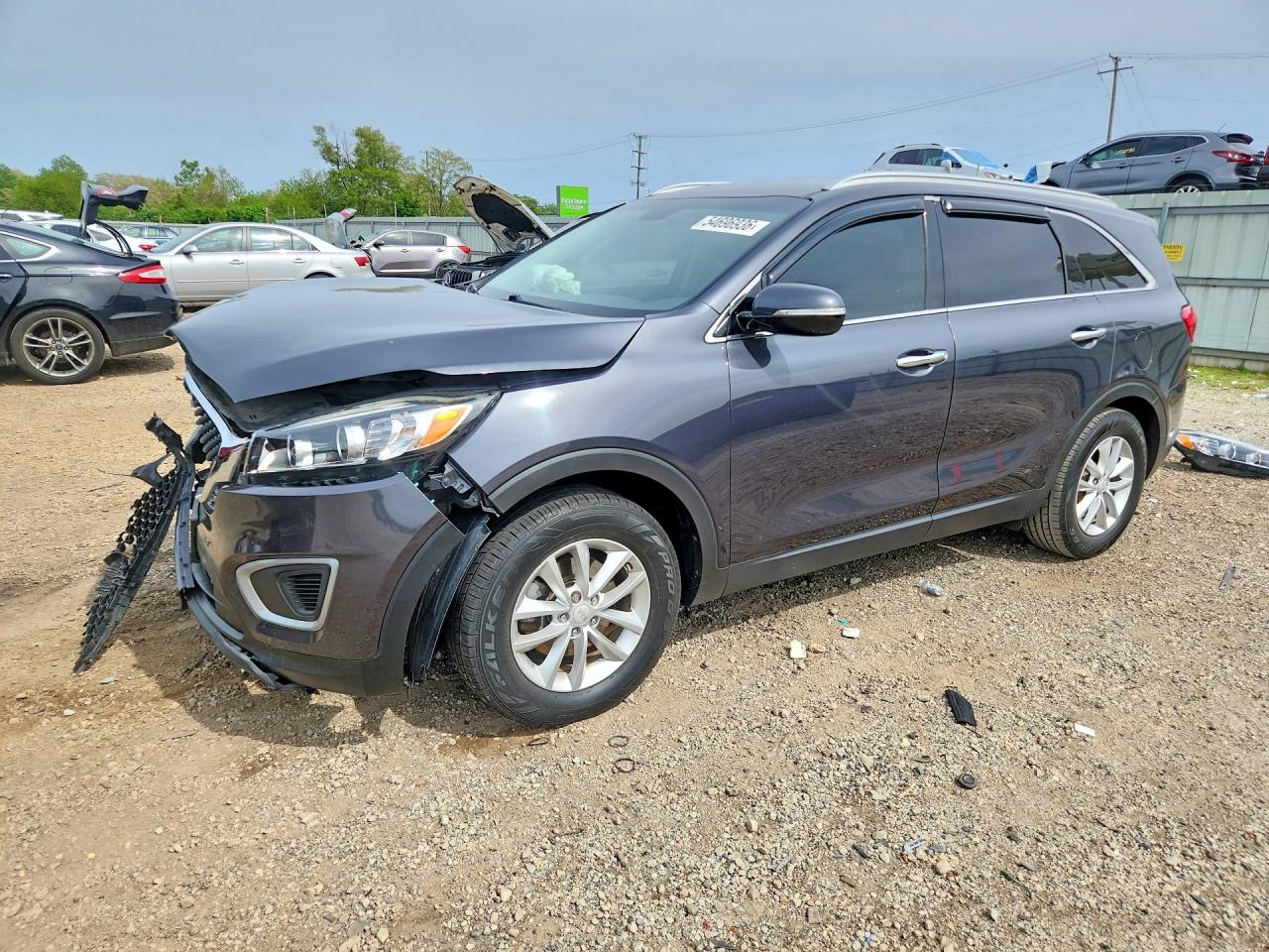 2017 Kia Sorento LX, VIN 5XYPG4A38HG266494 — Front end