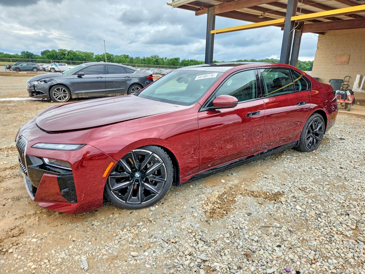 2023 BMW i7 xDrive60, VIN WBY53EJ05PCL62213 — Front end