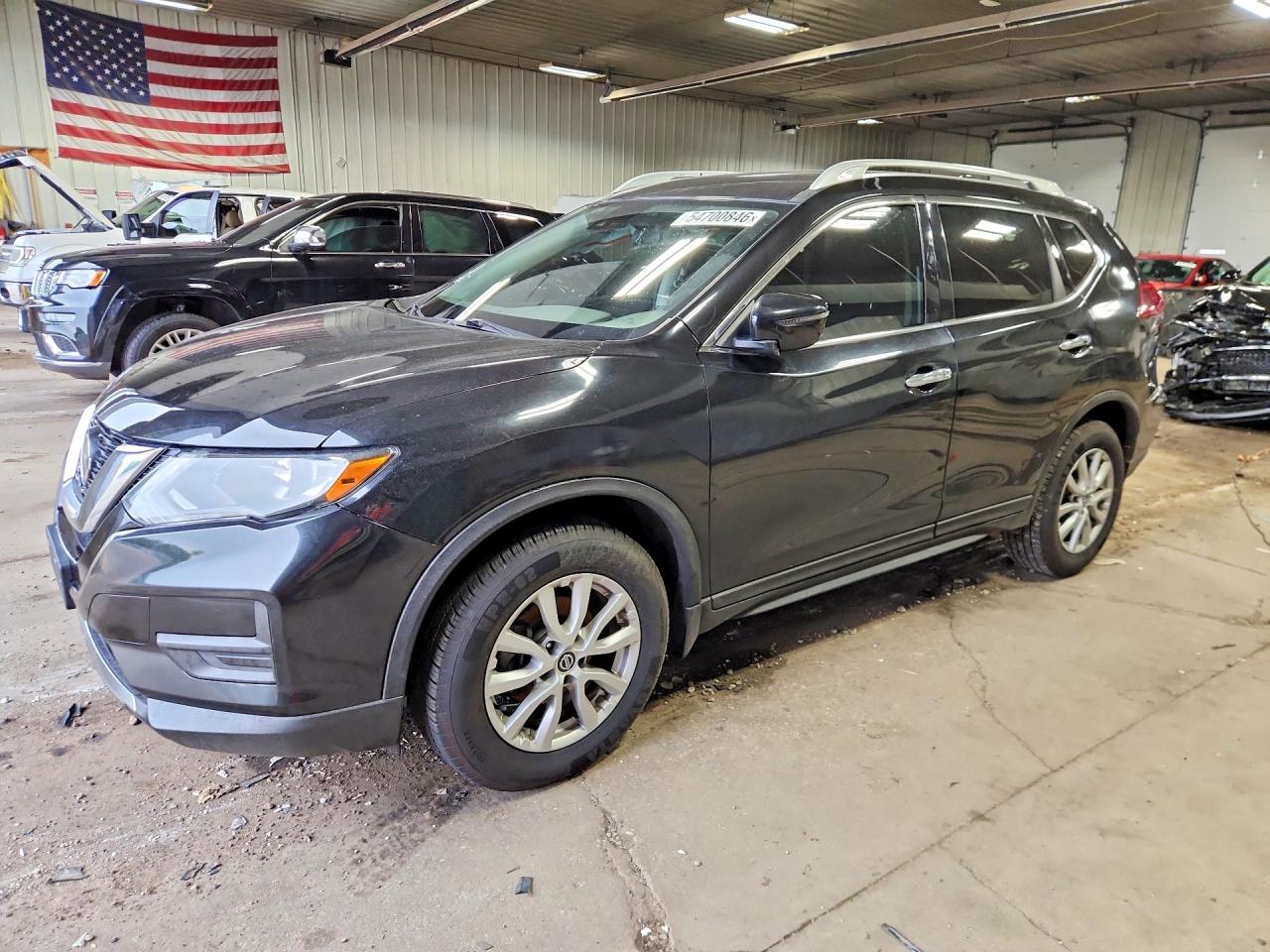 2020 Nissan Rogue SV, VIN 5N1AT2MV0LC805976 — Side