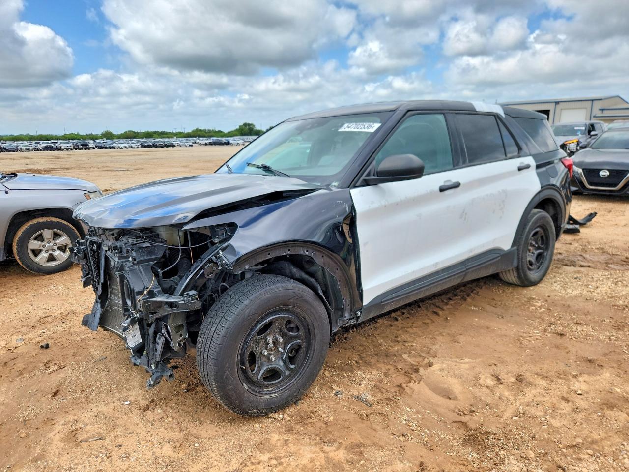 2024 Ford Police Interceptor Utility, VIN 1FM5K8AB6RGA67474 — Front end