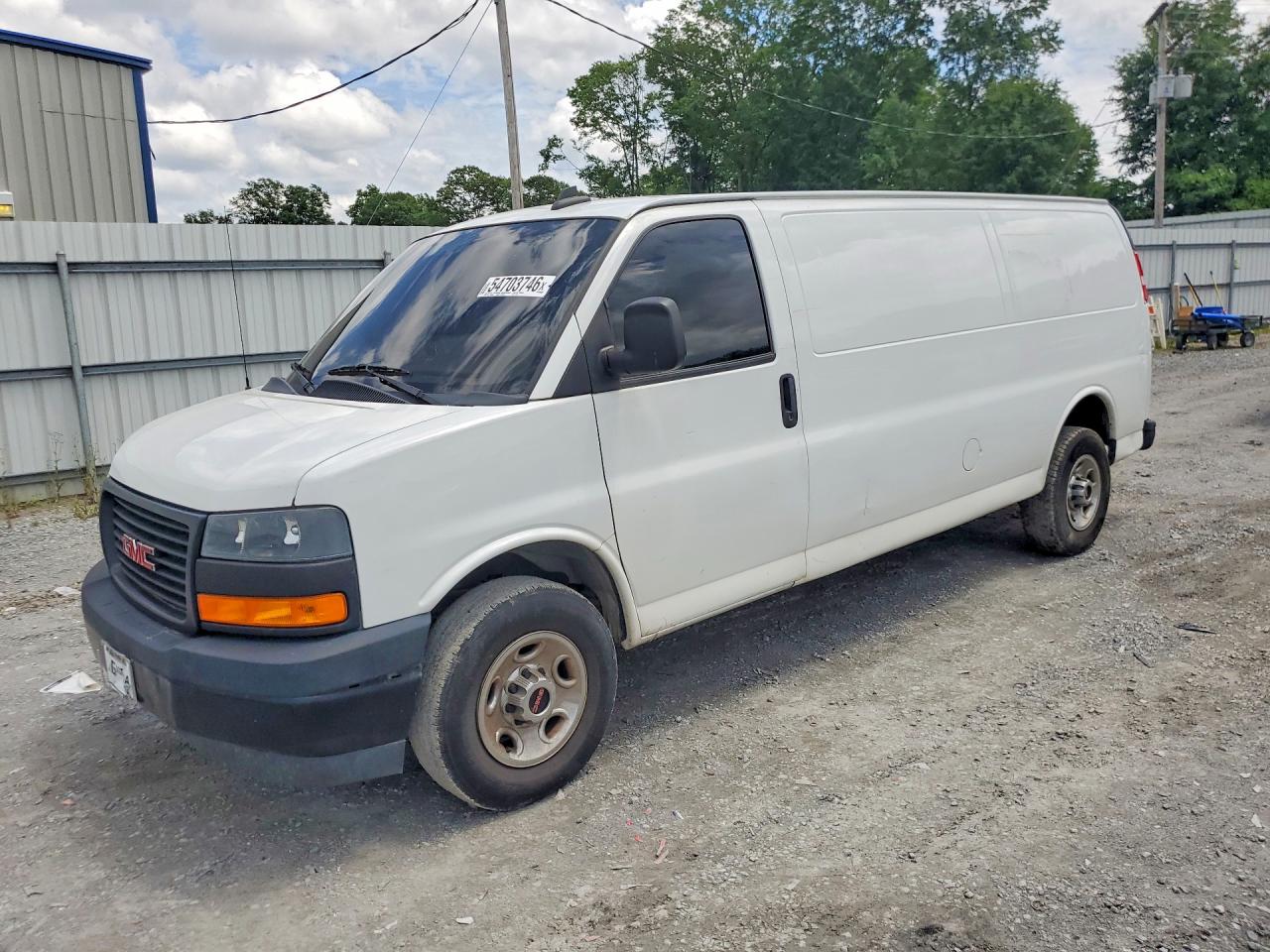 2023 GMC Savana Cargo, VIN 1GTW7BFP6P1110576 — Rear end