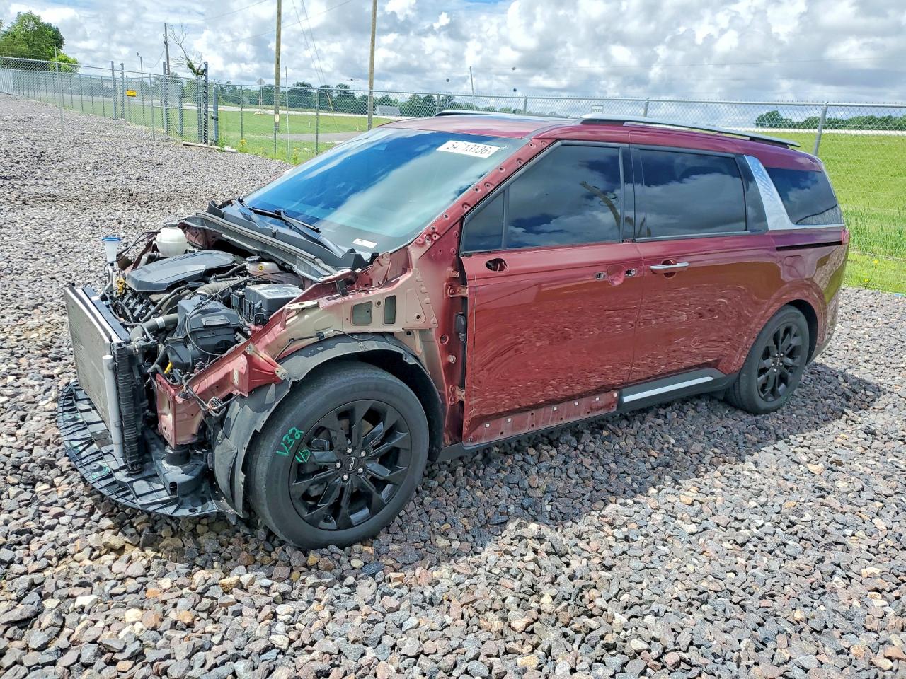2022 Kia Carnival SX Prestige, VIN KNDNE5H33N6070860 — Перед